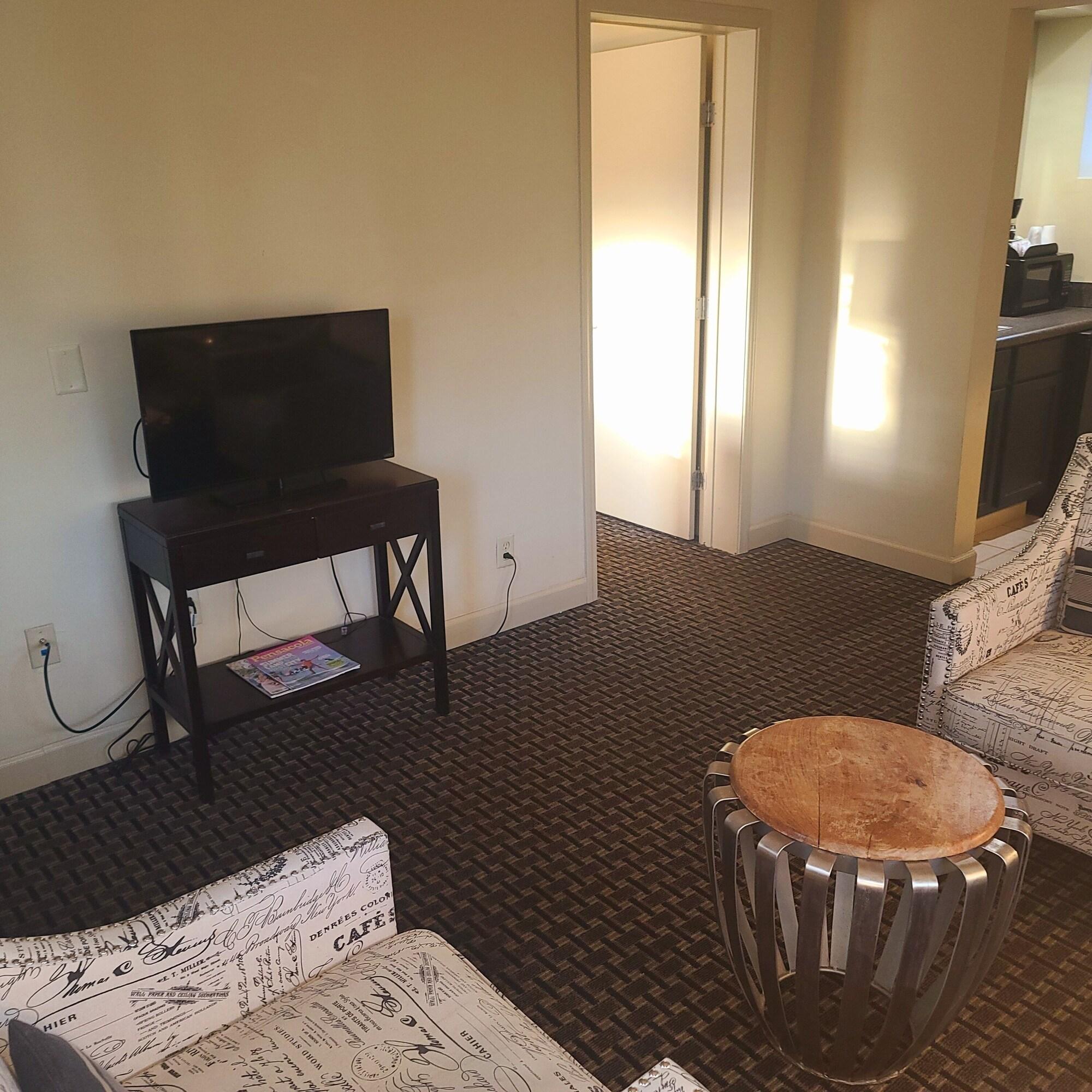 Suite King Bed One Bedroom 