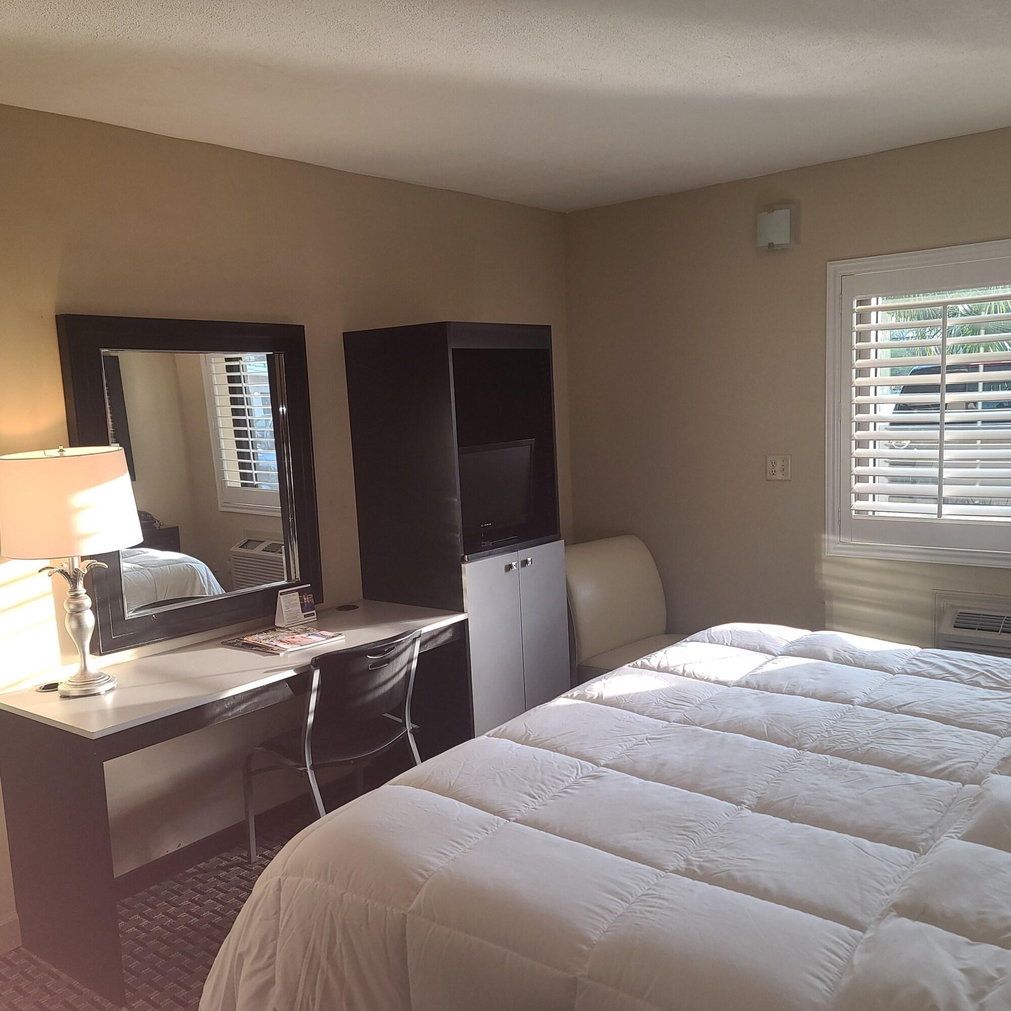 Suite King Bed One Bedroom 