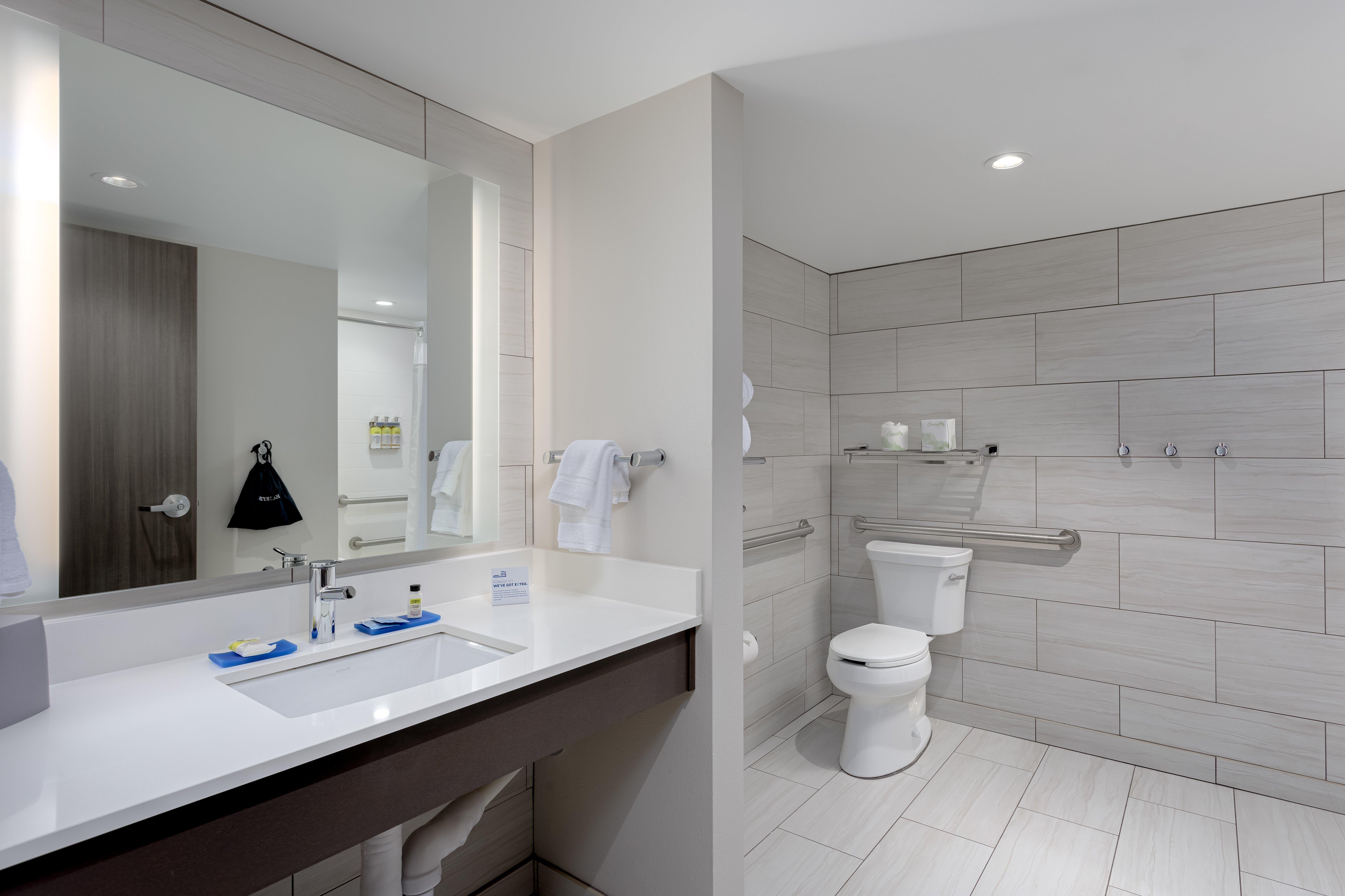 Room Accessible-two Queen Beds