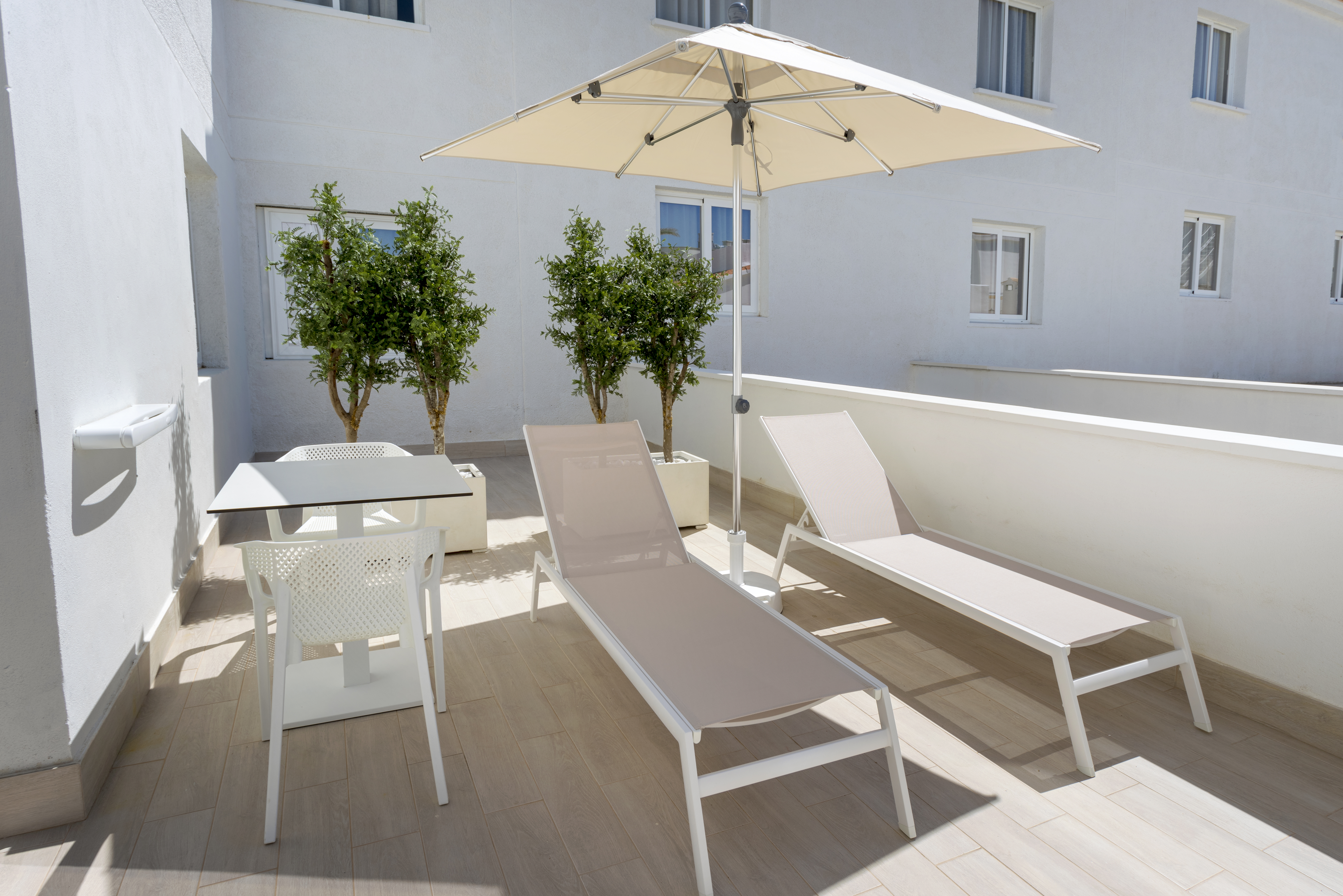 Double or Twin Standard