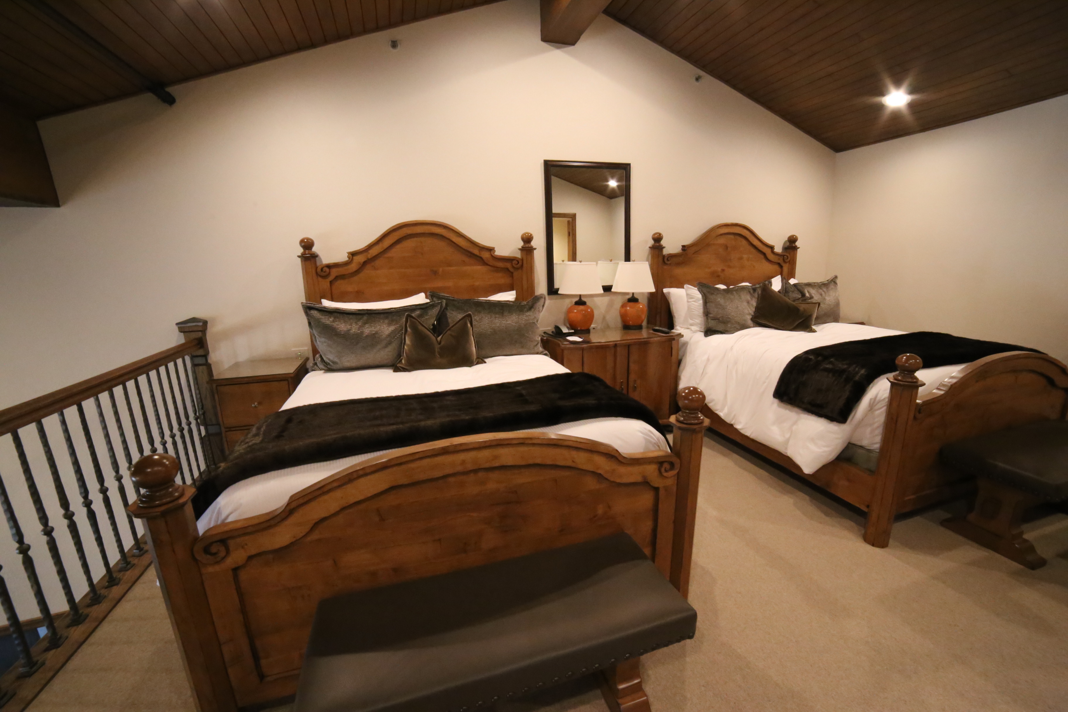 Double Two Queen Beds Premium