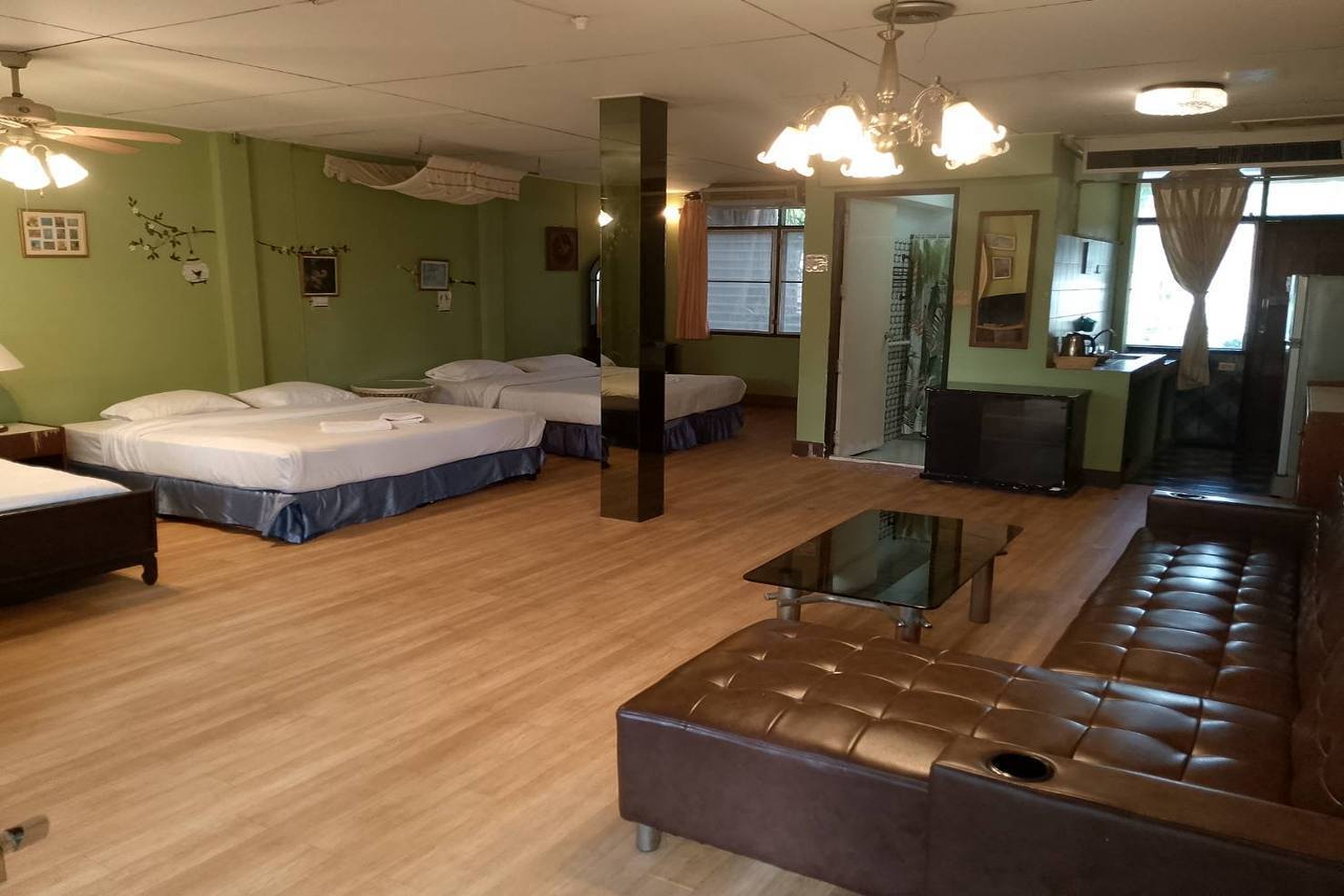 Family Room Three Beds