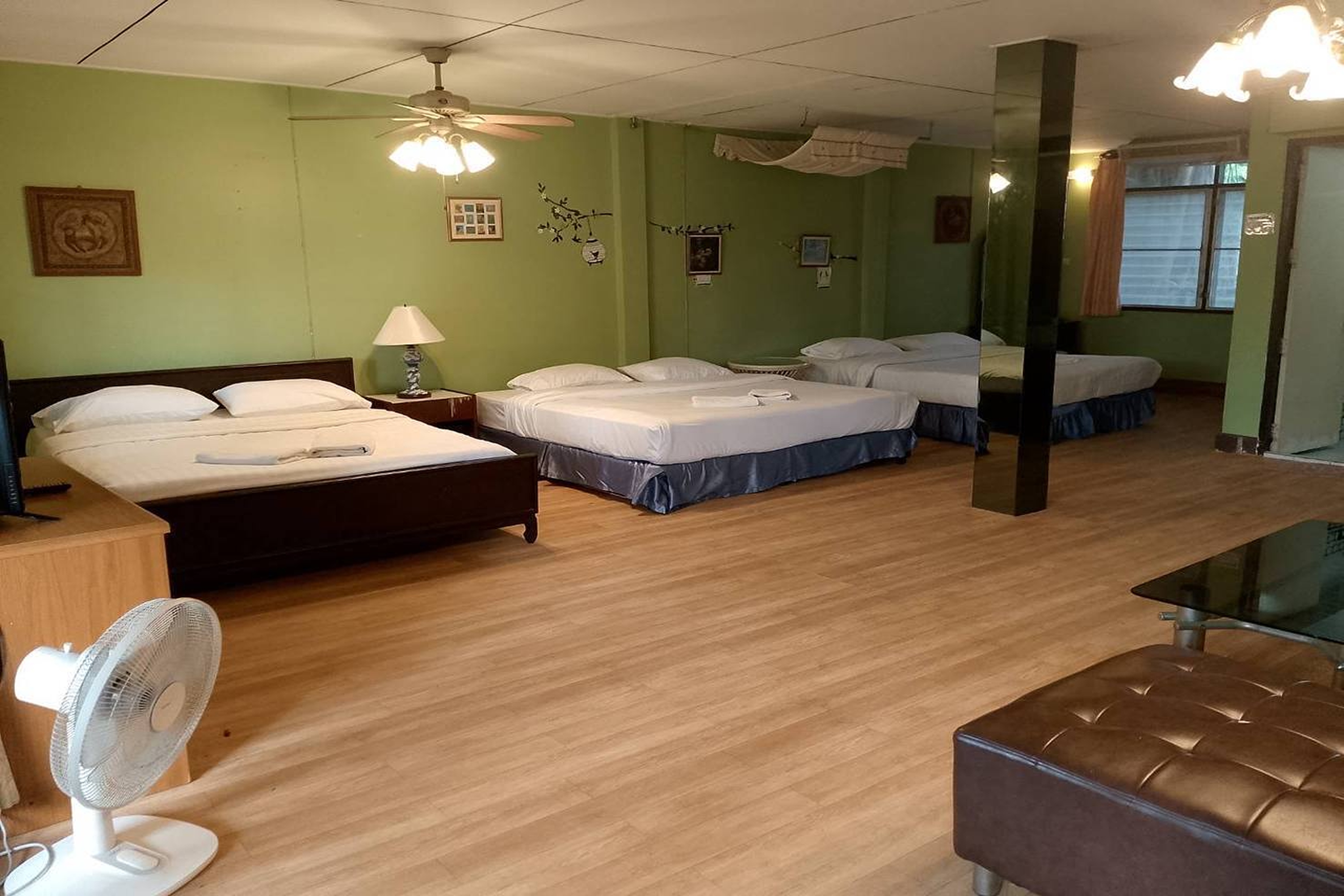 Family Room Three Beds