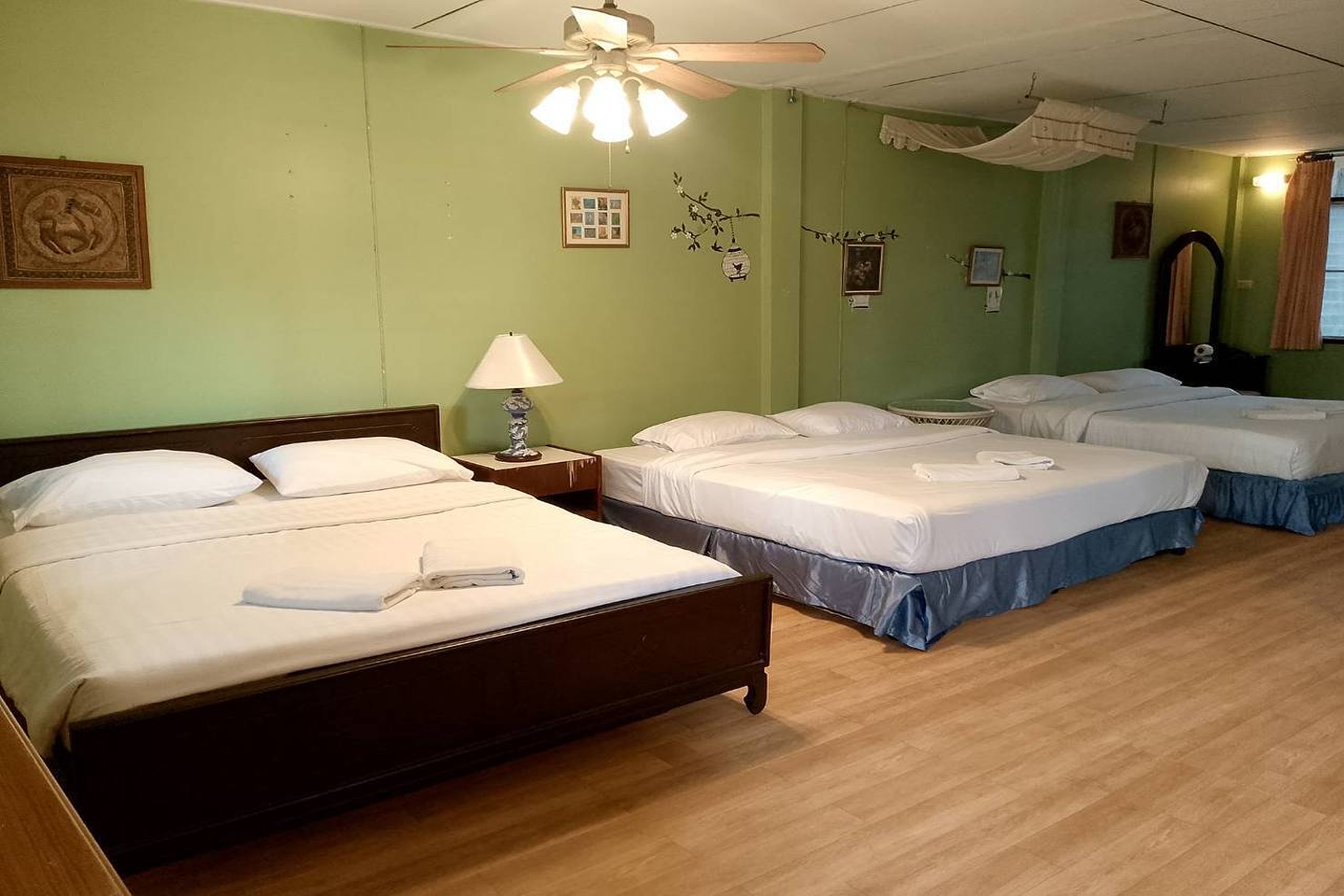 Family Room Three Beds