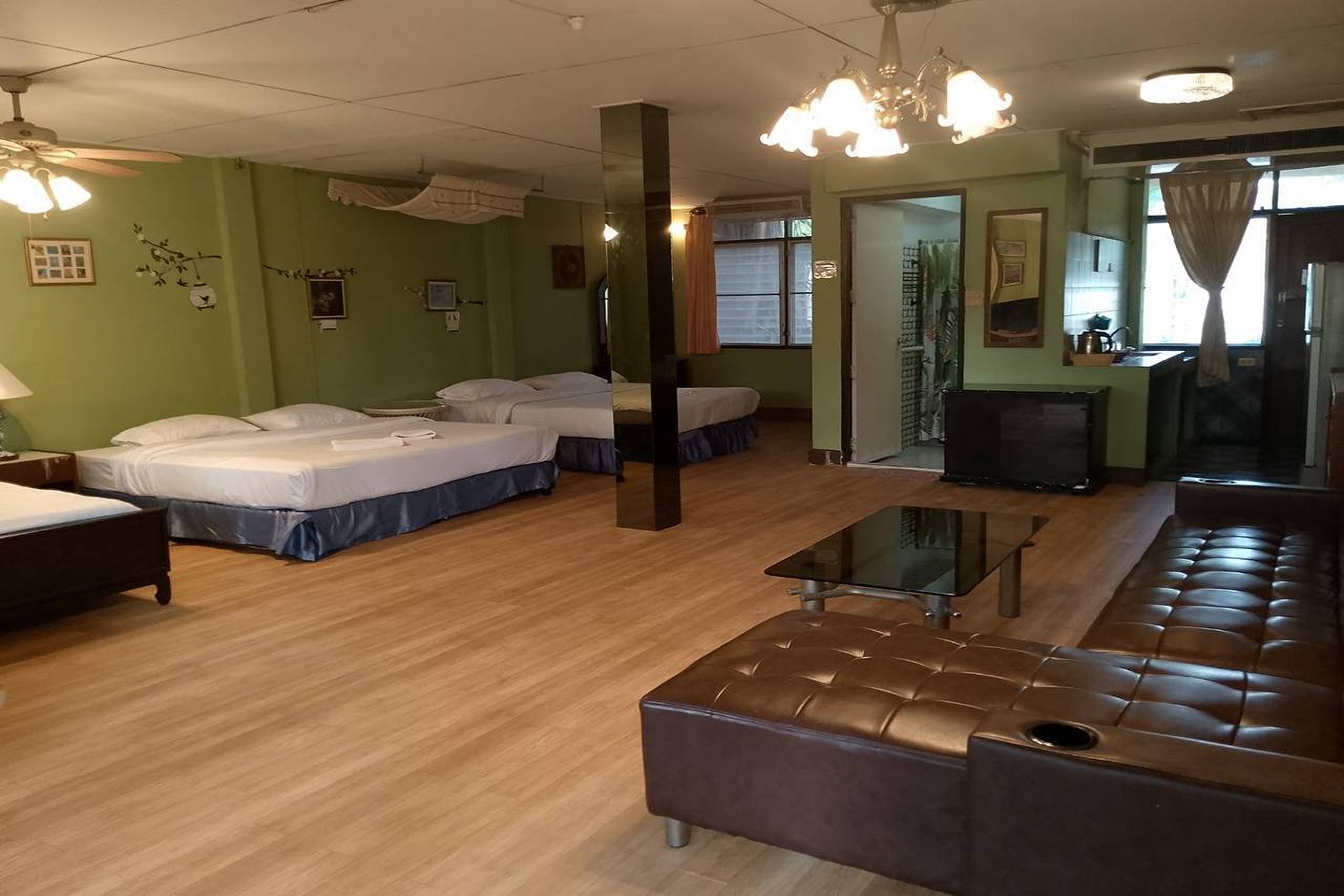 Family Room Three Beds