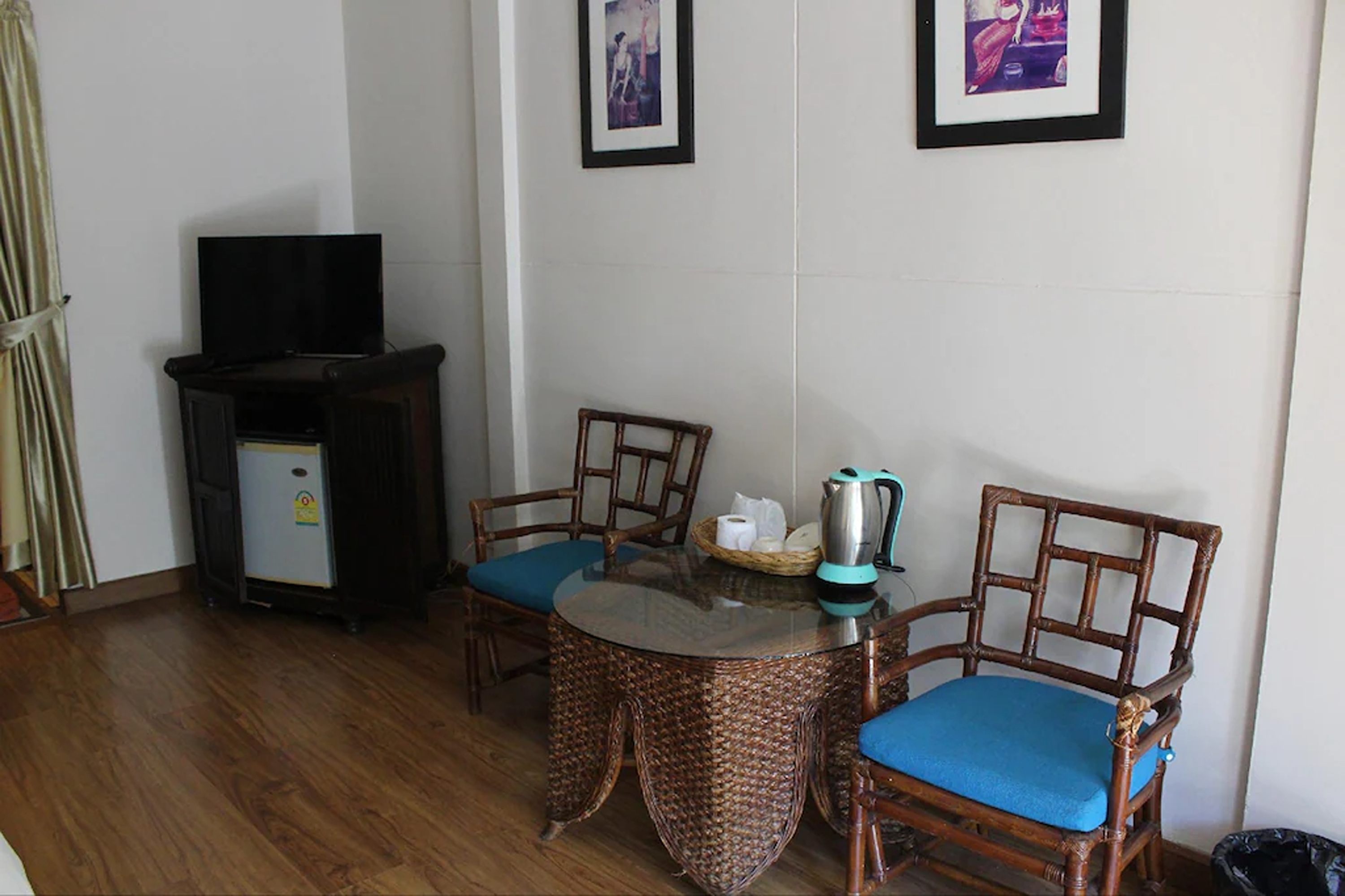 Twin Deluxe Garden View