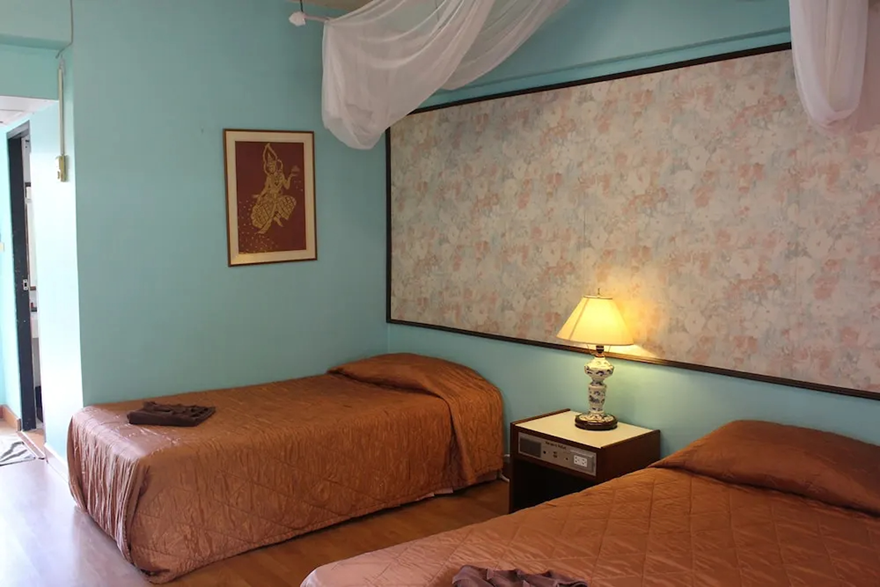 Twin Deluxe Garden View