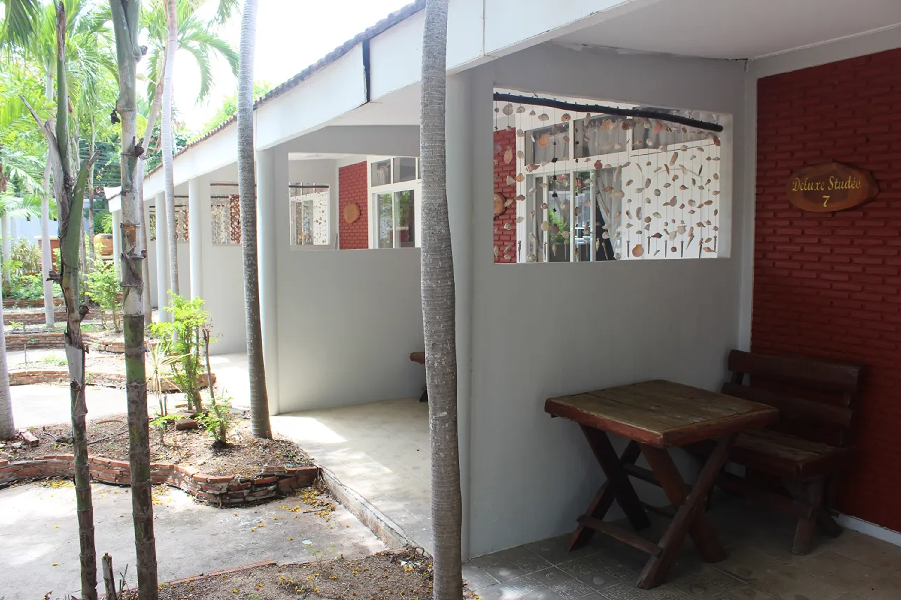 Double Deluxe Pool View