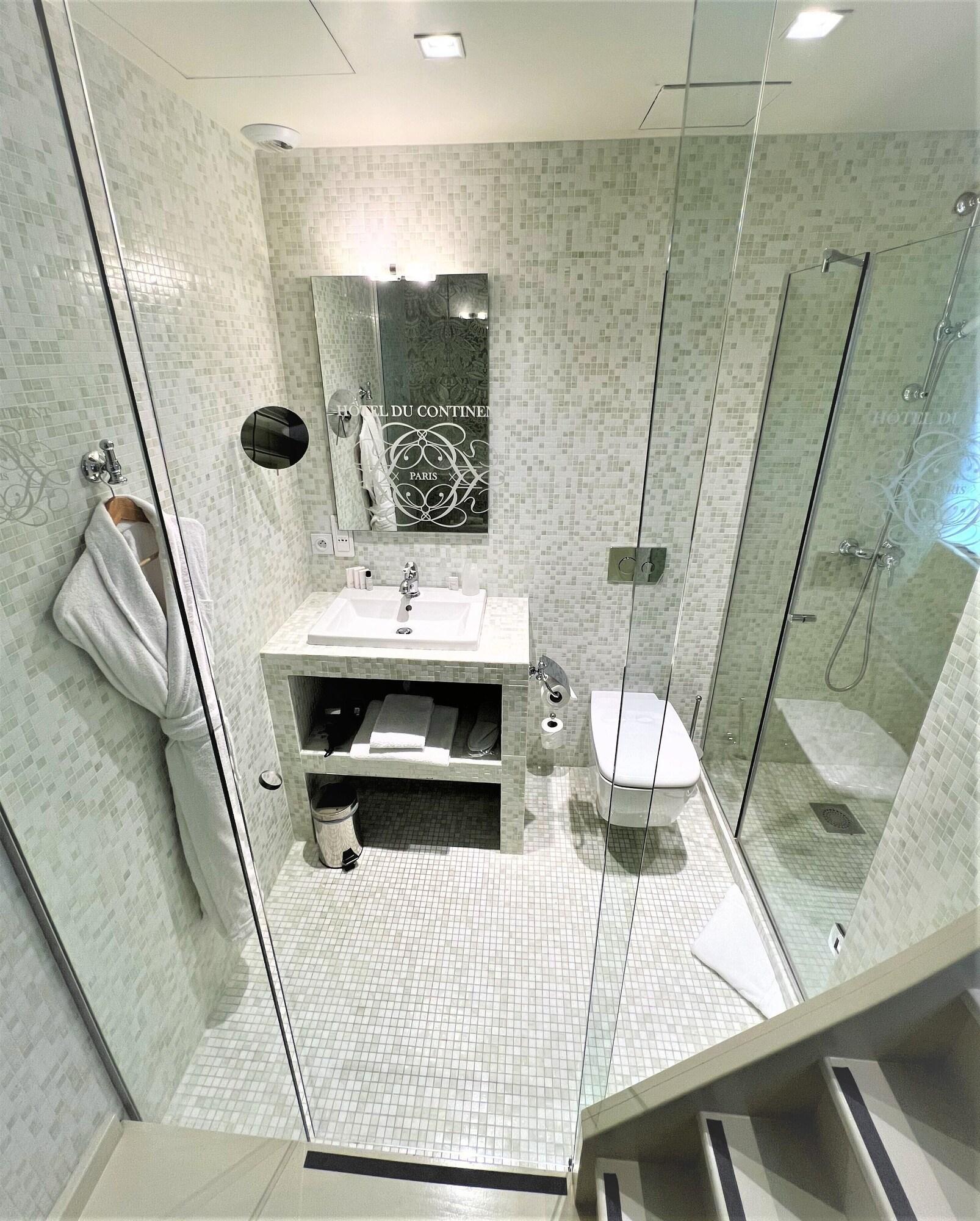 Single Classic with Views