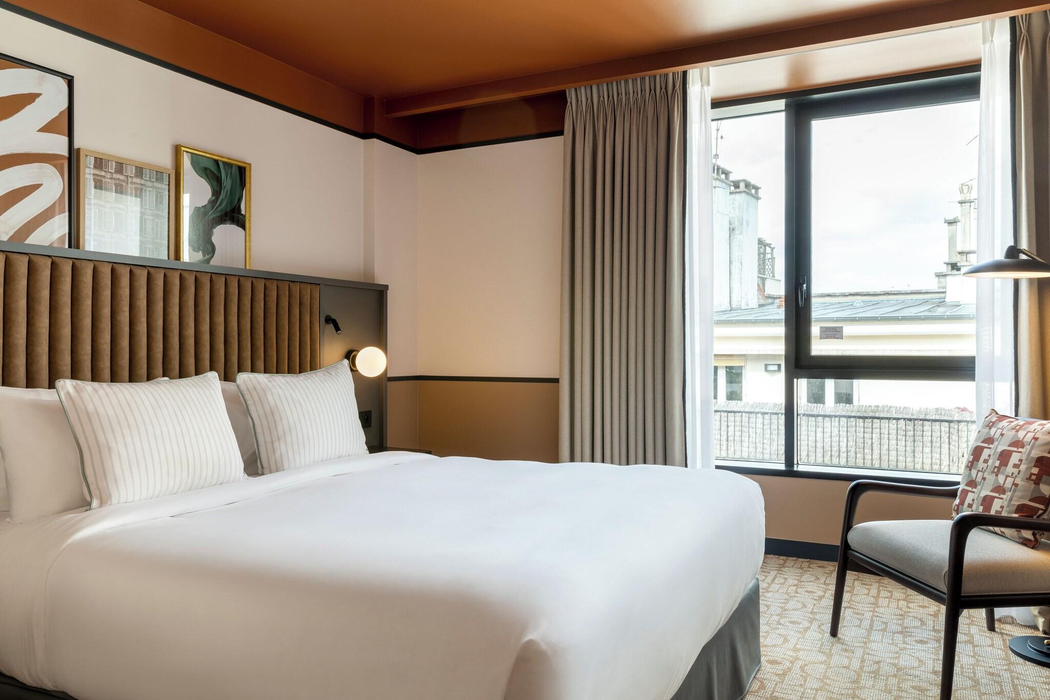 Double King Size Bed