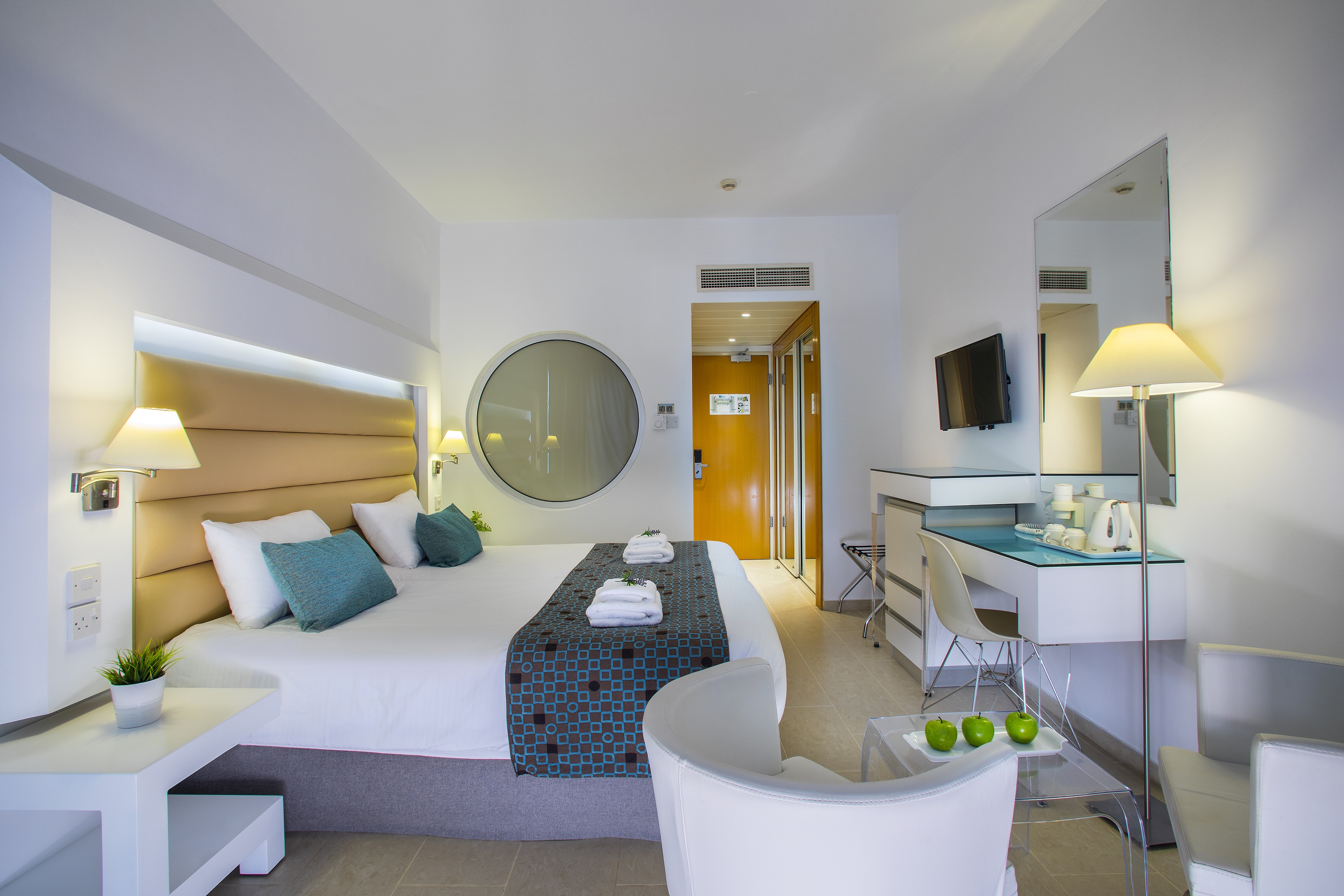 Double or Twin Standard