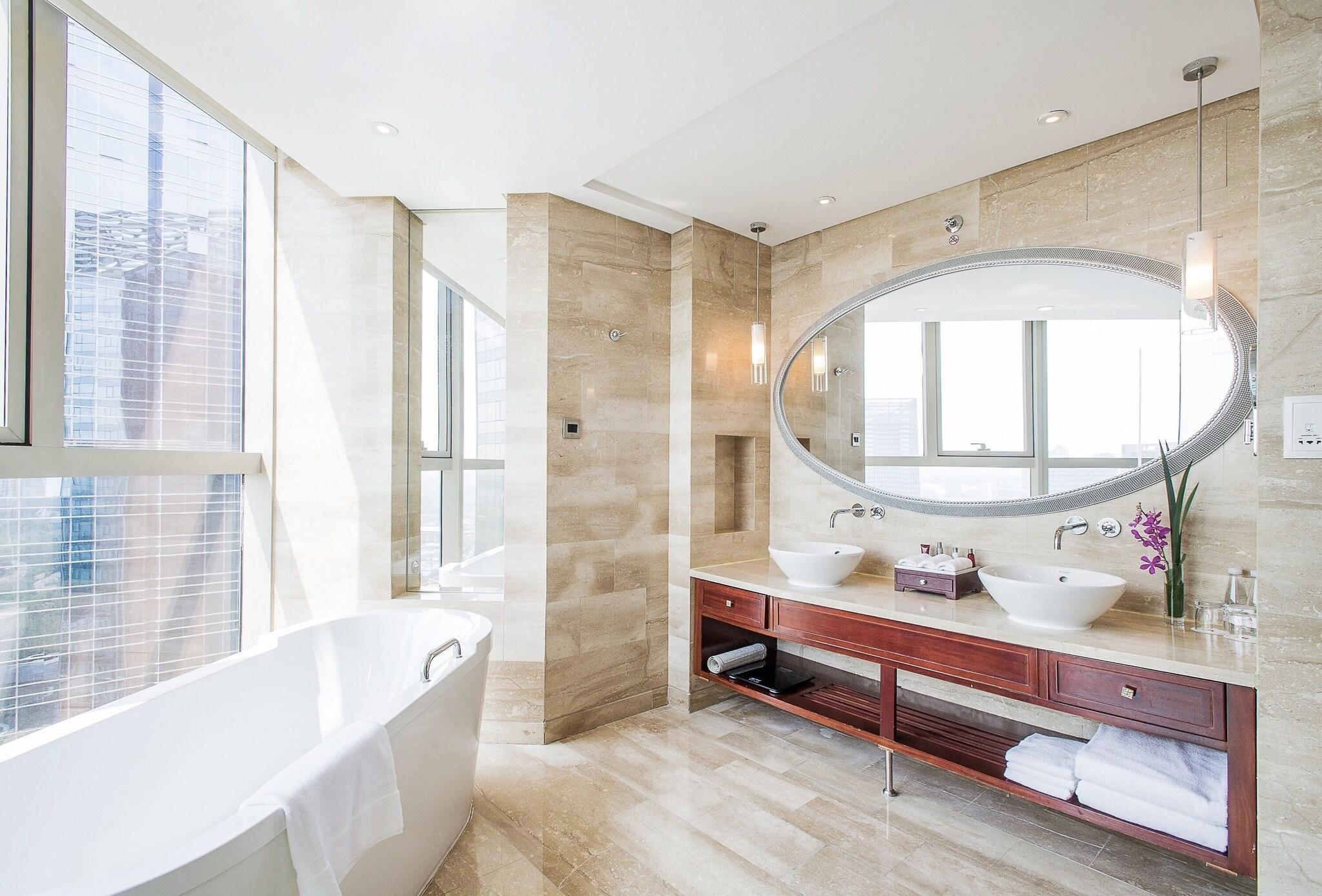 Suite Executive King Bed