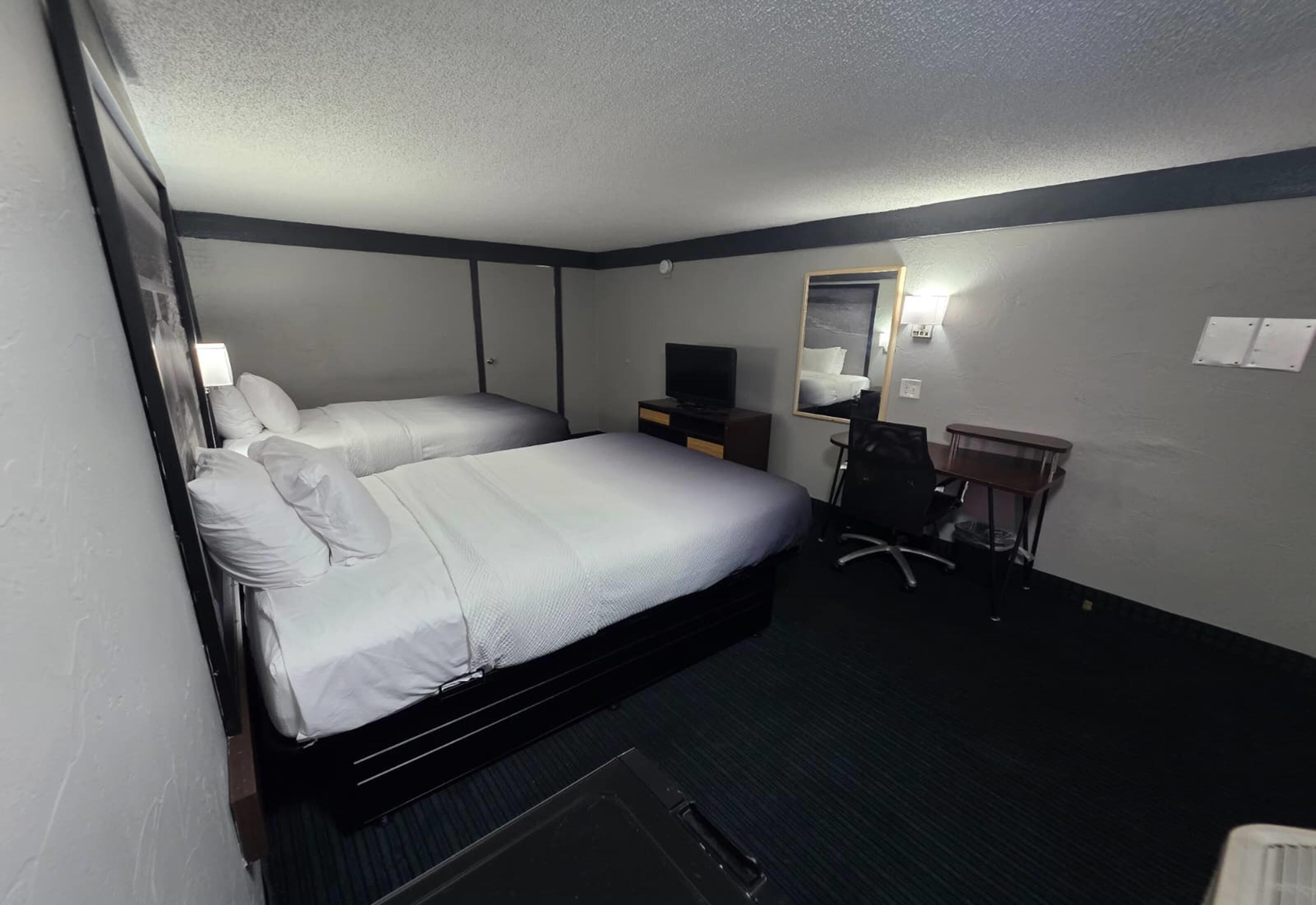 Quadruple Two Double Beds