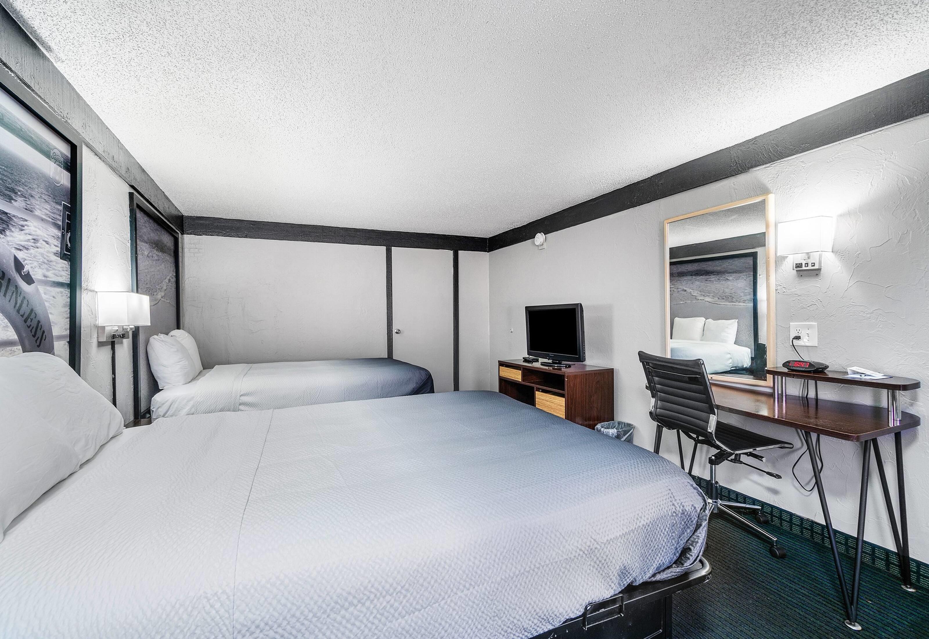 Quadruple Two Double Beds