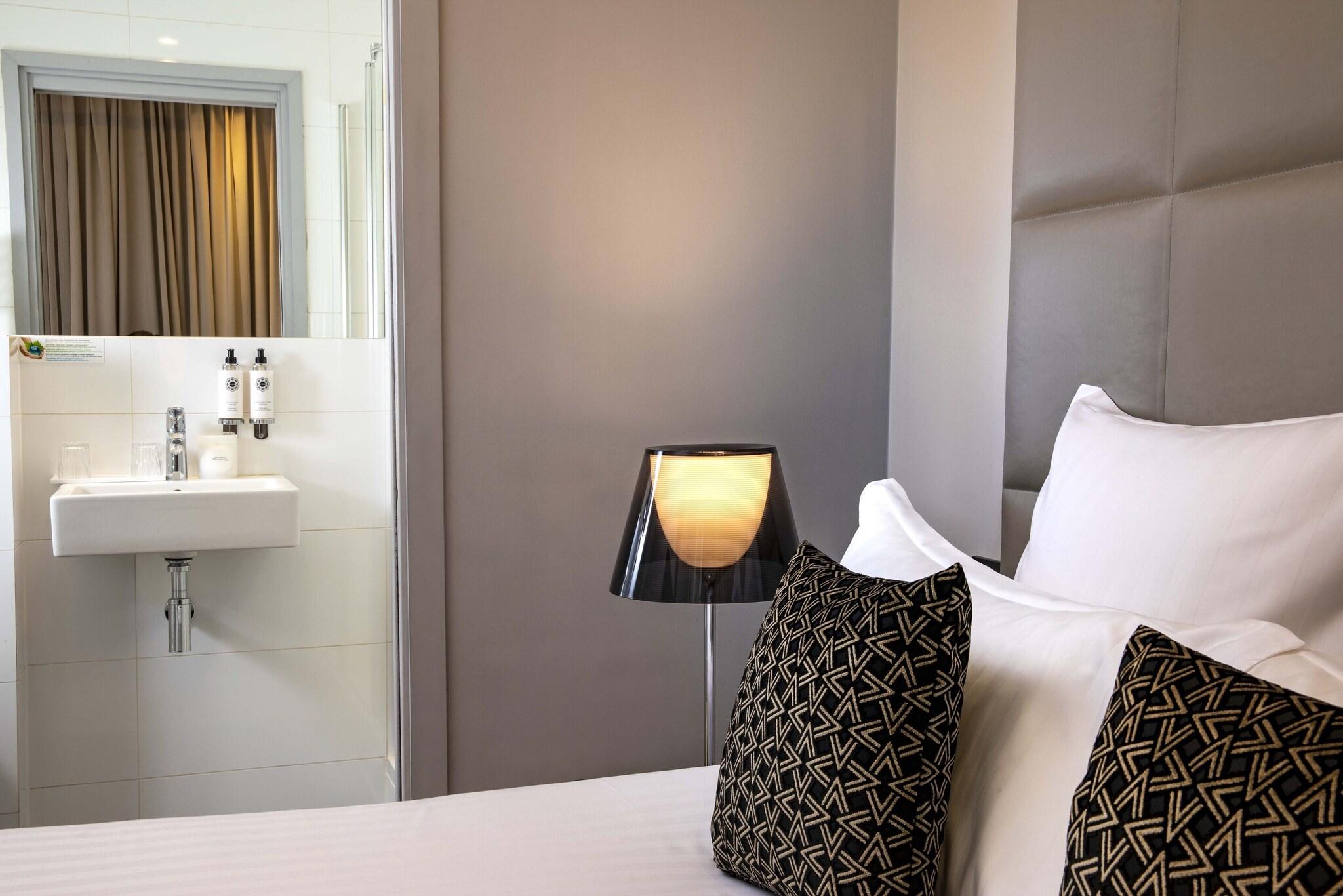 Suite with Double Bed