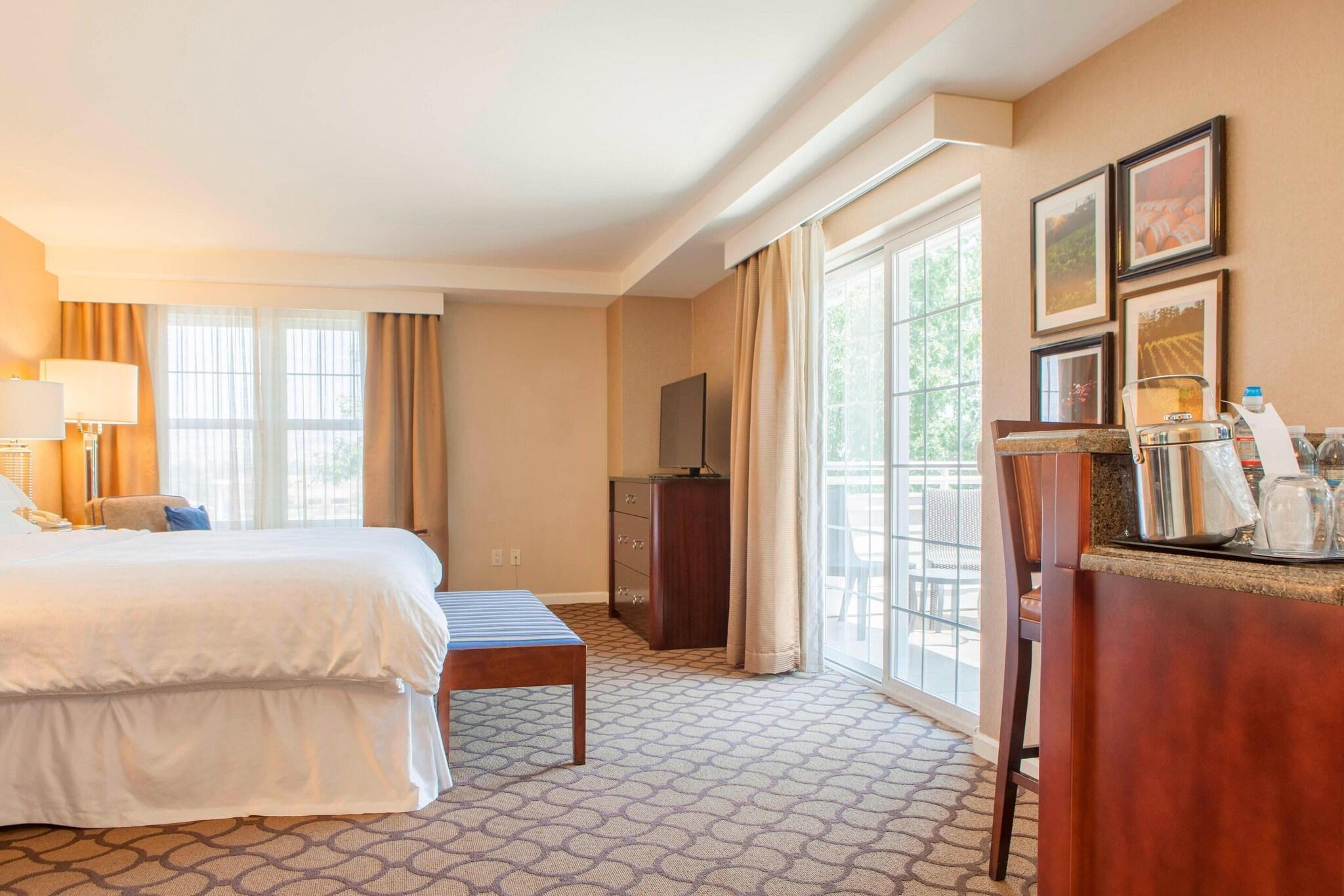 Junior Suite King Size Bed