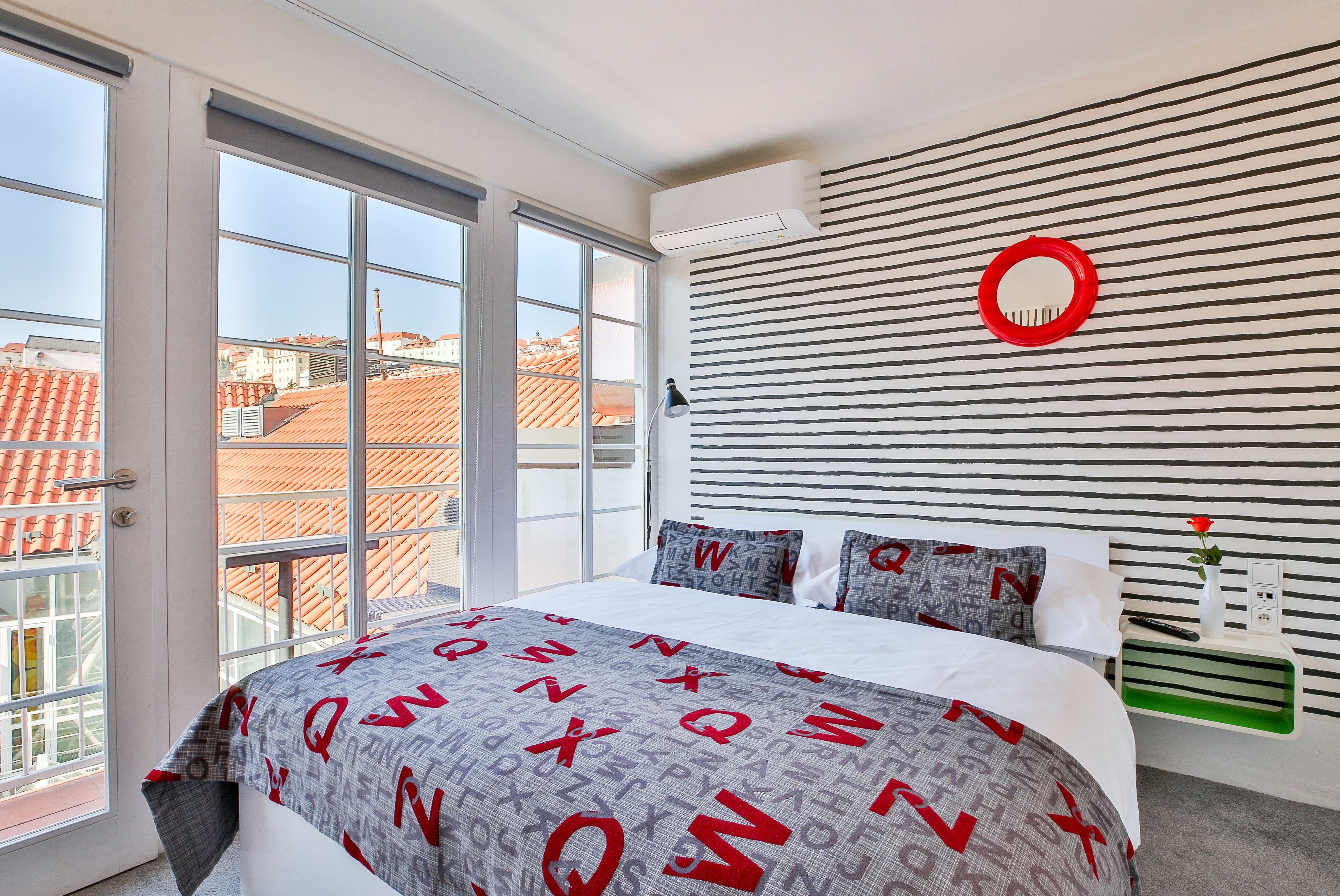 Double King Bed One Bedroom 