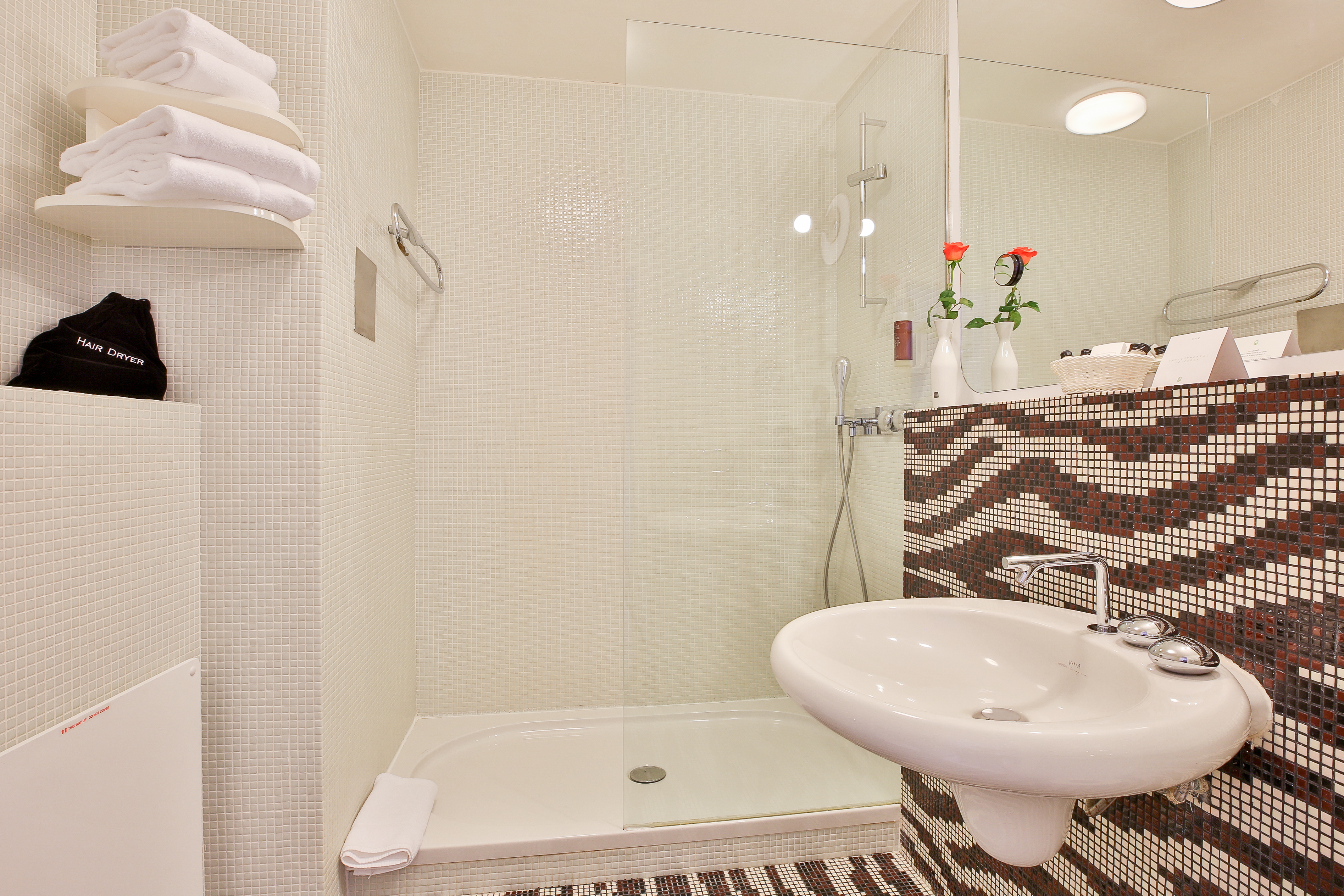 Suite Two Bedrooms One Bathroom