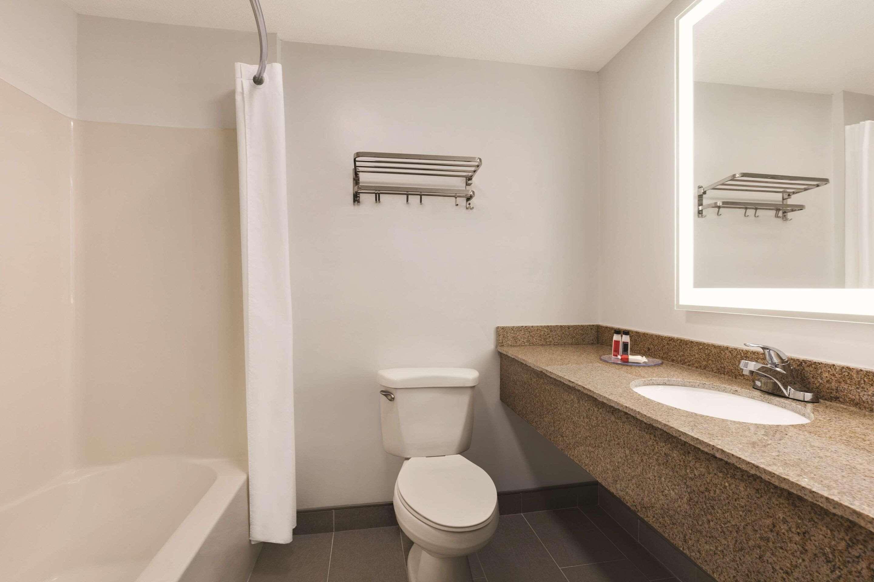 Suite Two Queen Beds