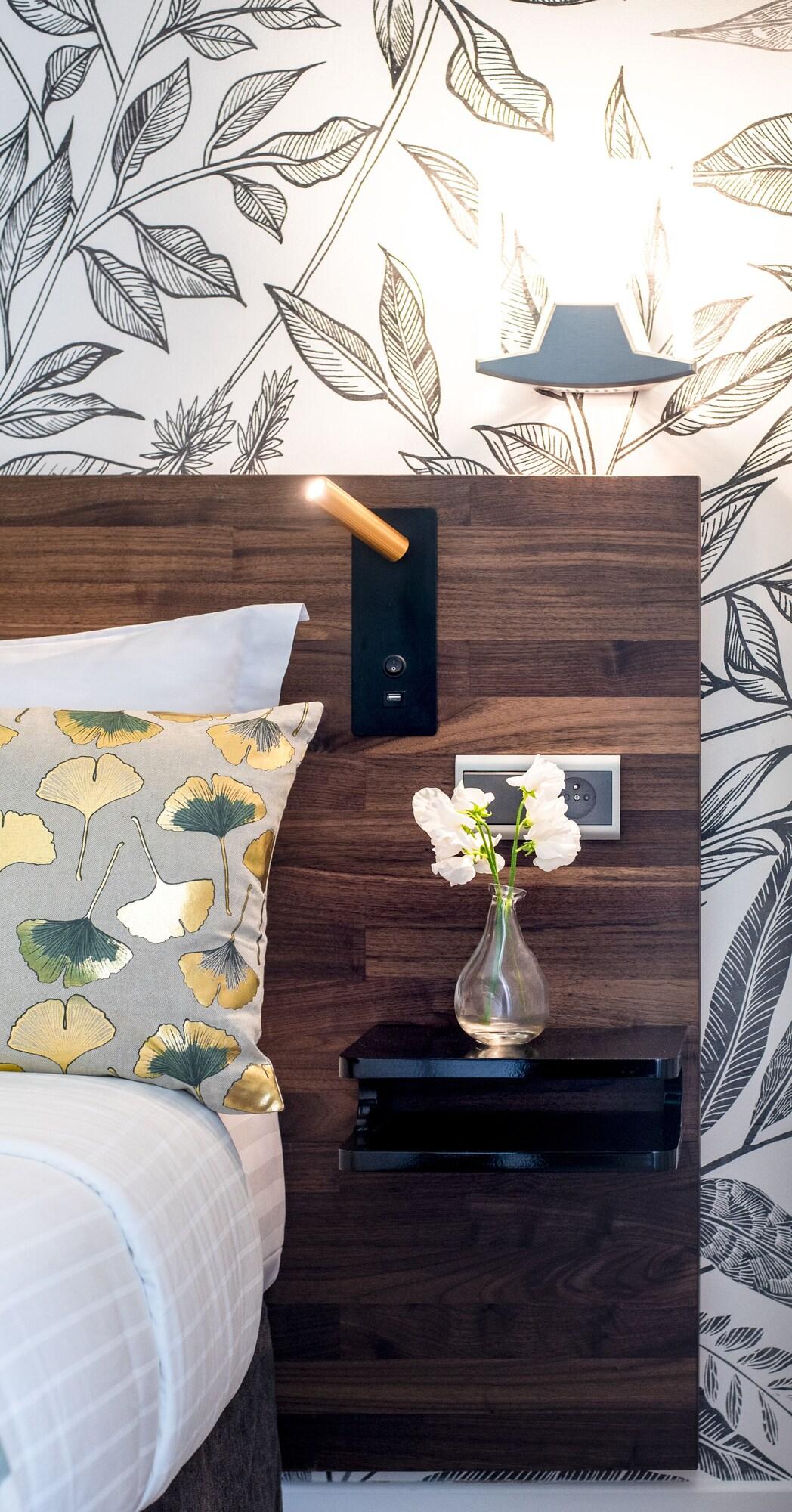 Double Classic Double Bed