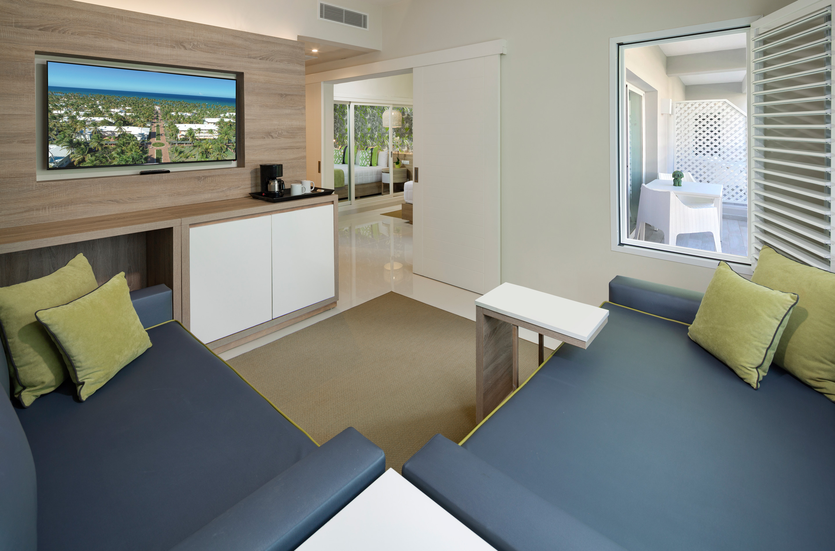 Family Room Capacity 5