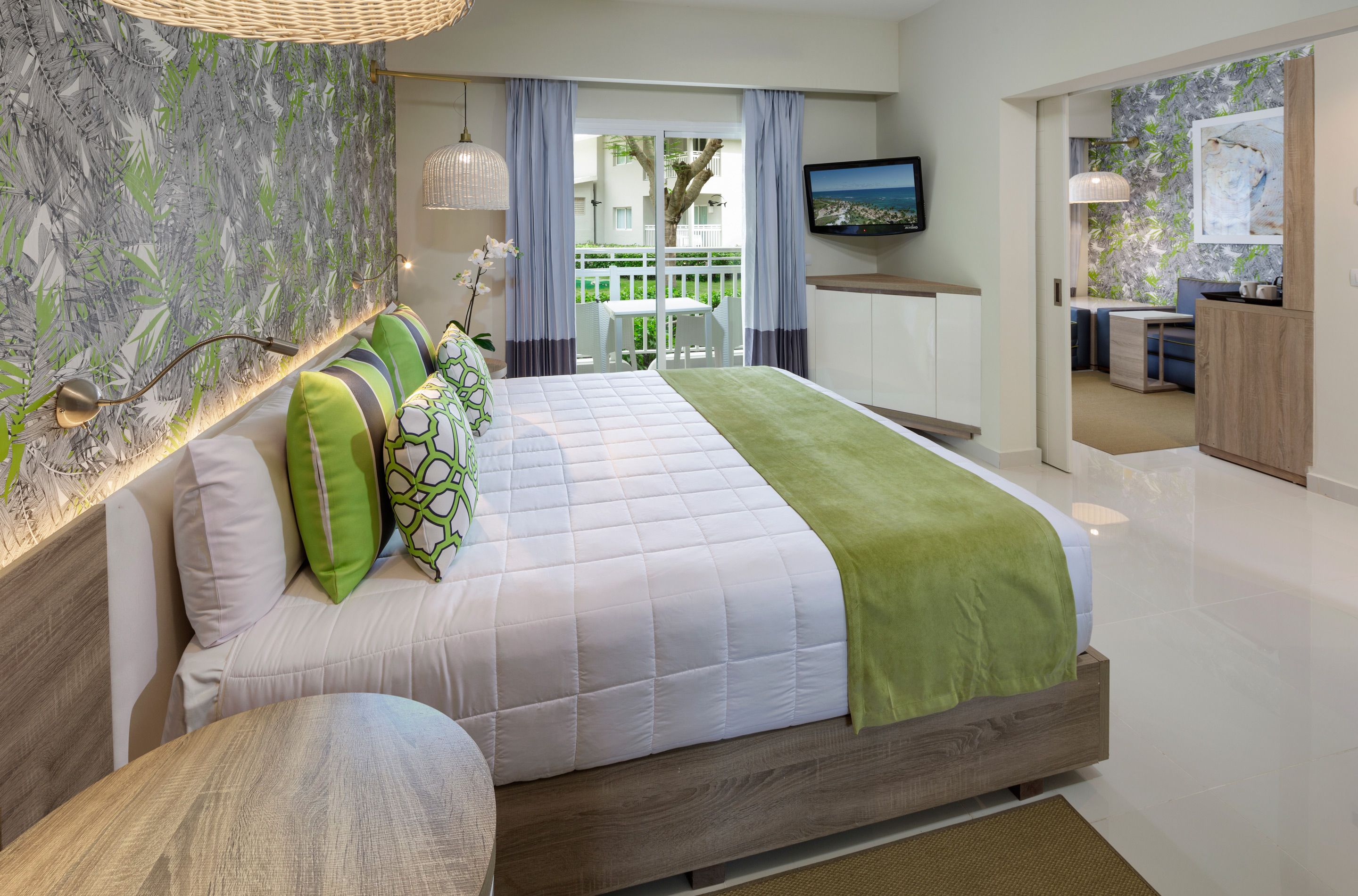 Family Room Capacity 5