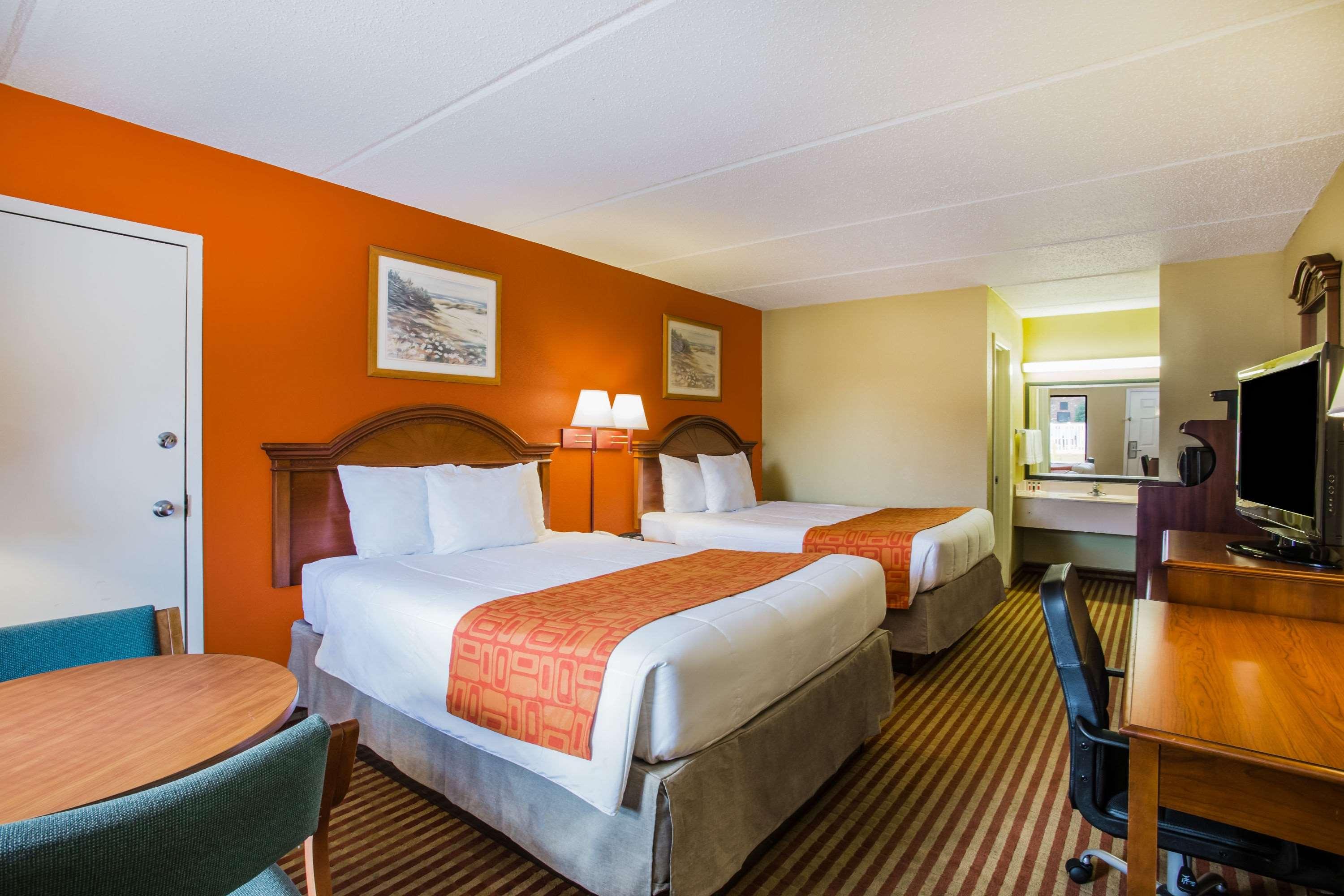 Quadruple Two Double Beds