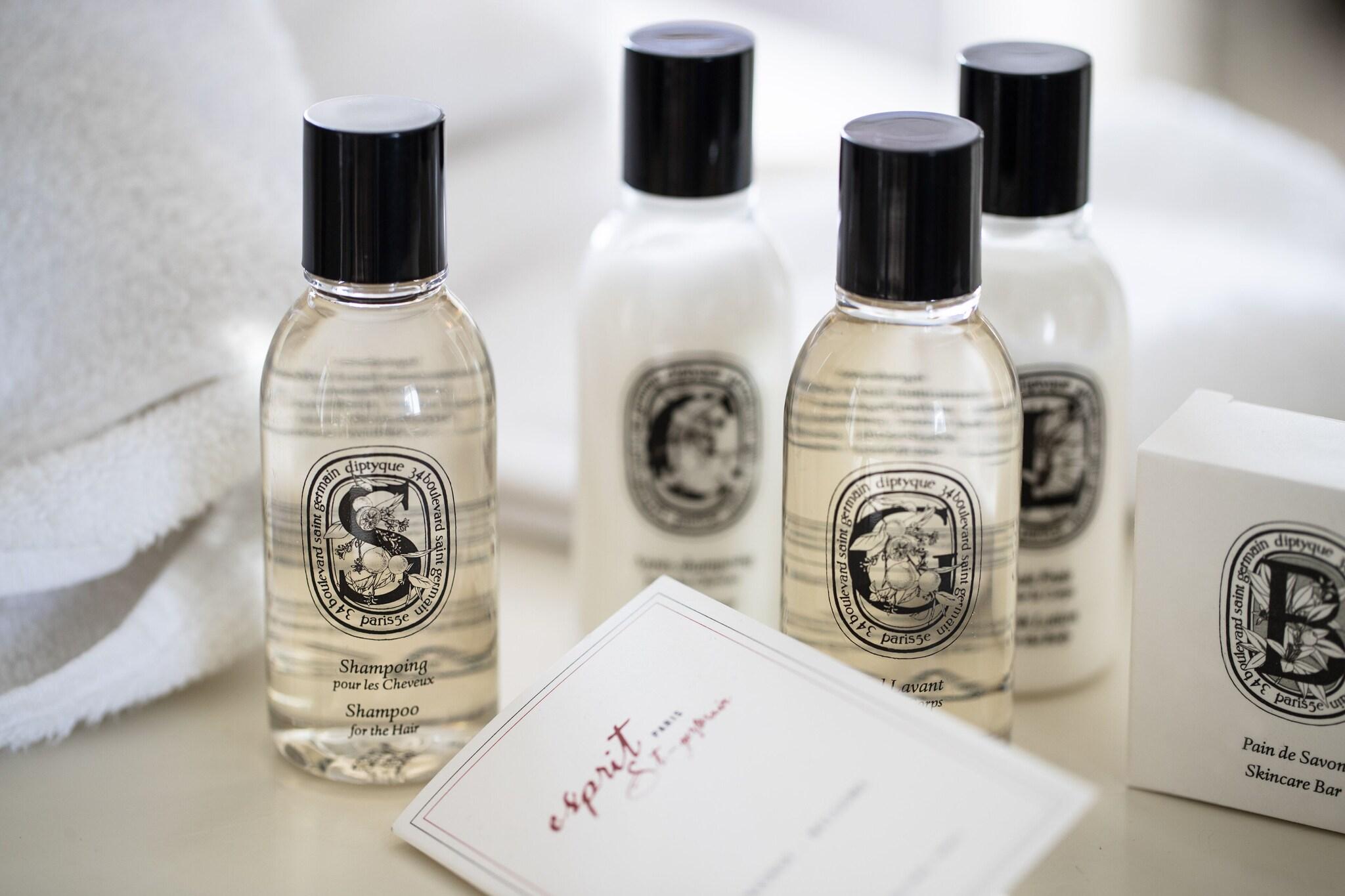 Double Club King Bed