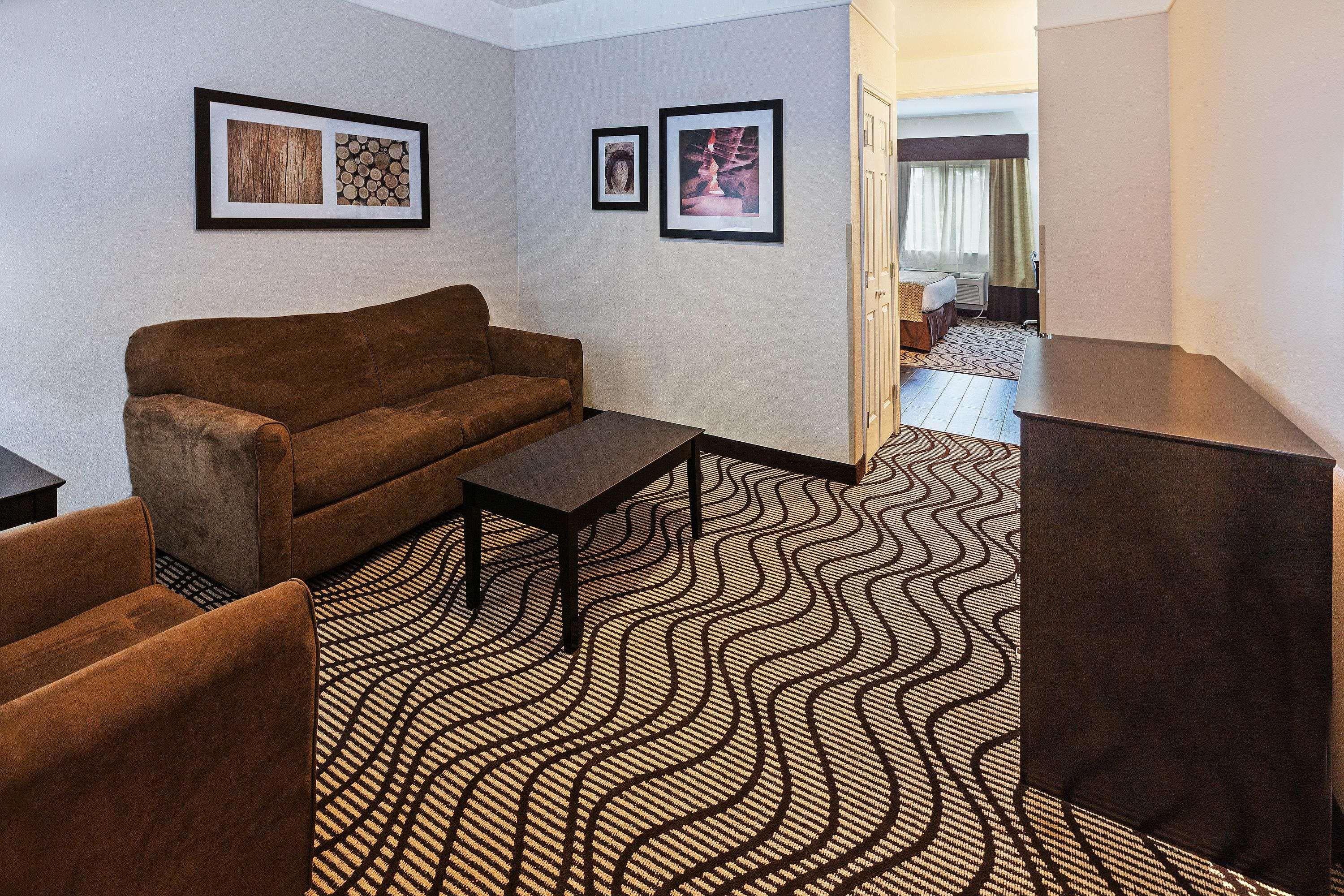 Double King Bed Non Smoking