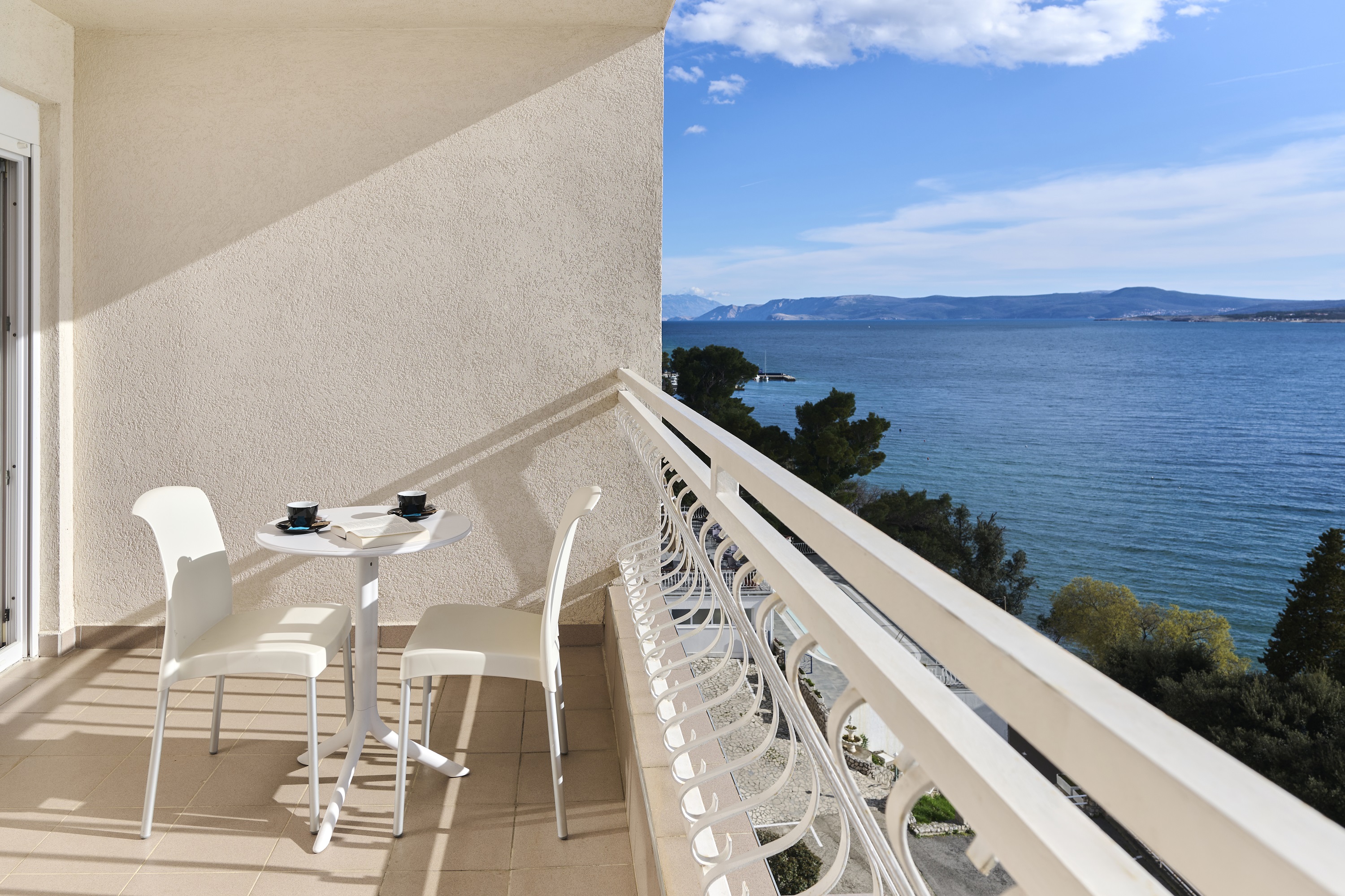 Junior Suite Sea View with Balcony