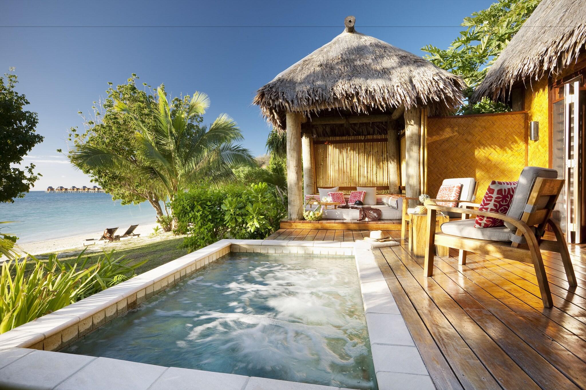 Bungalow Deluxe Beach Front