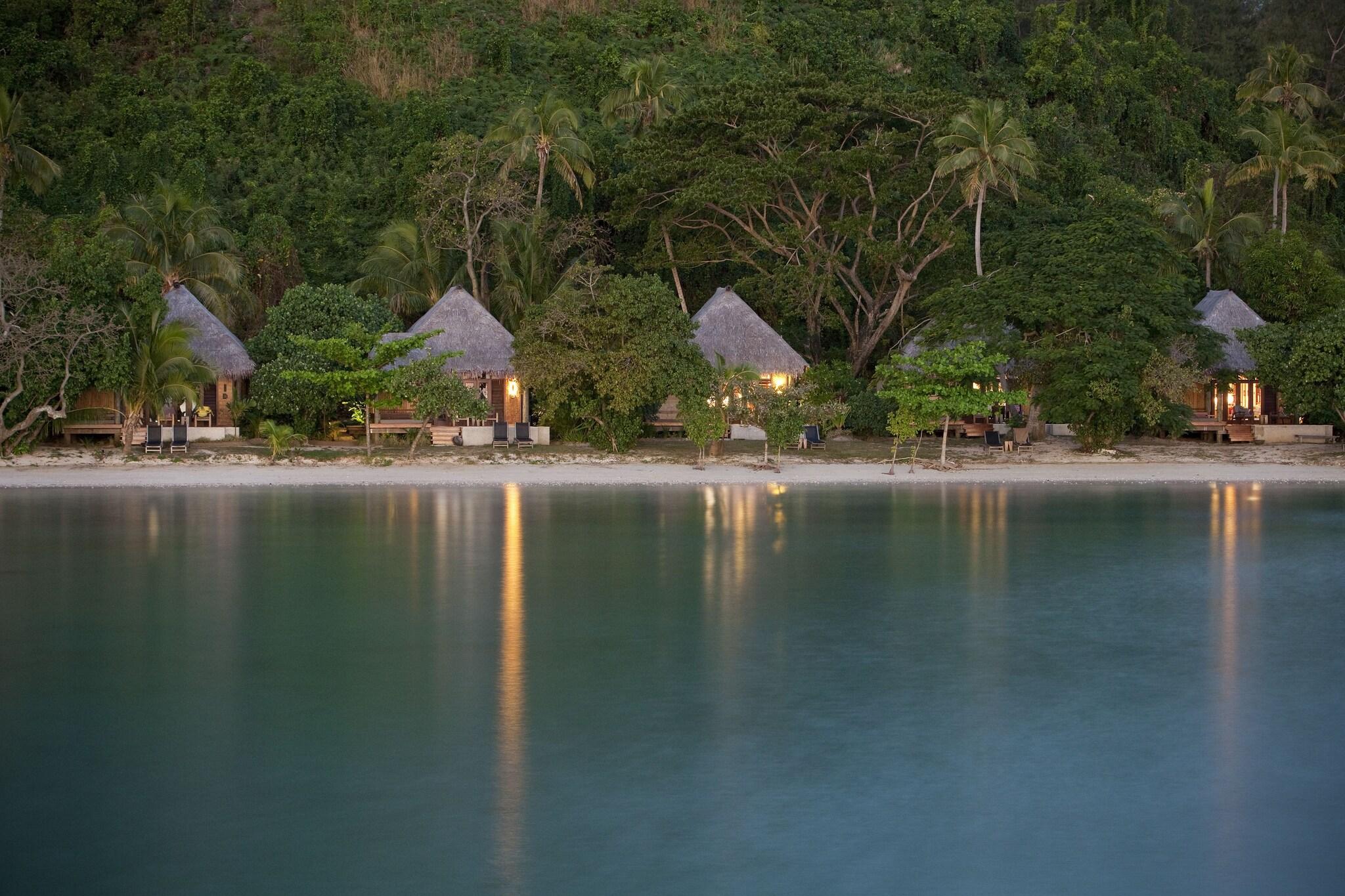 Bungalow Beach Front