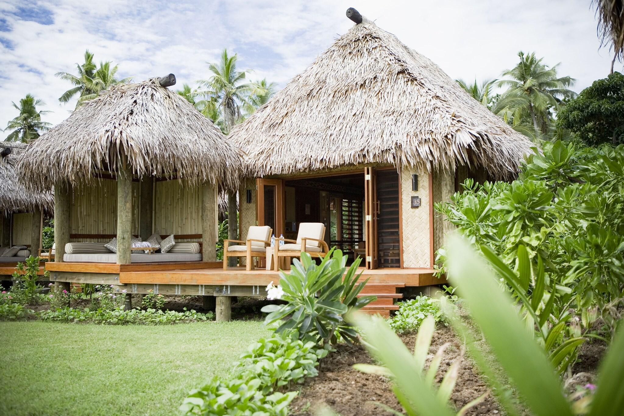 Bungalow Beach Front