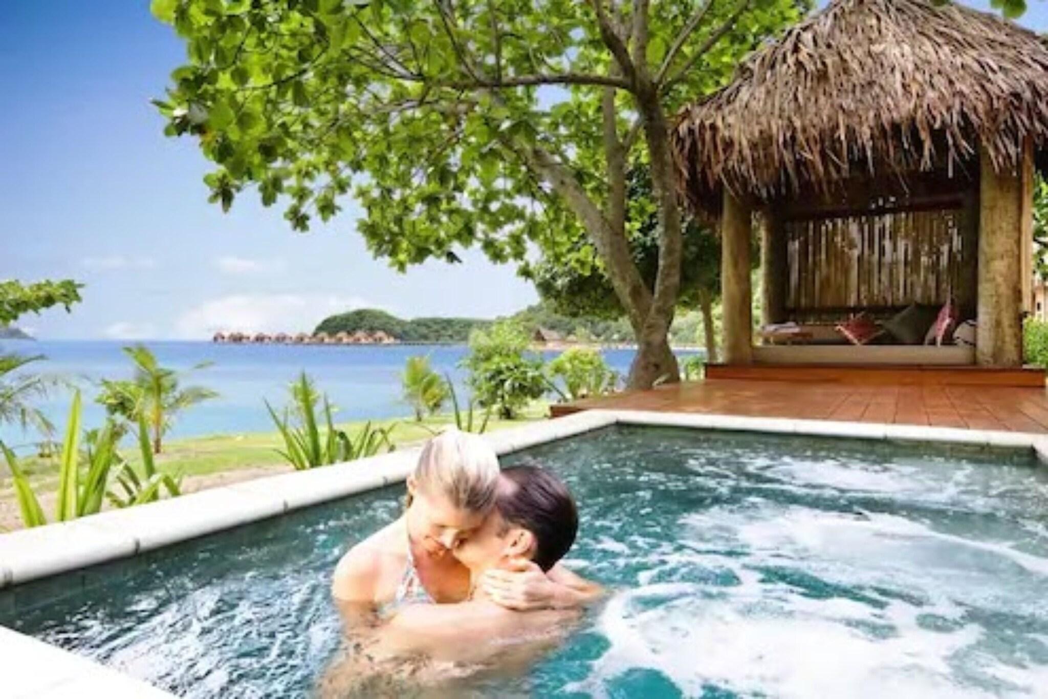 Bungalow Deluxe Beach Front