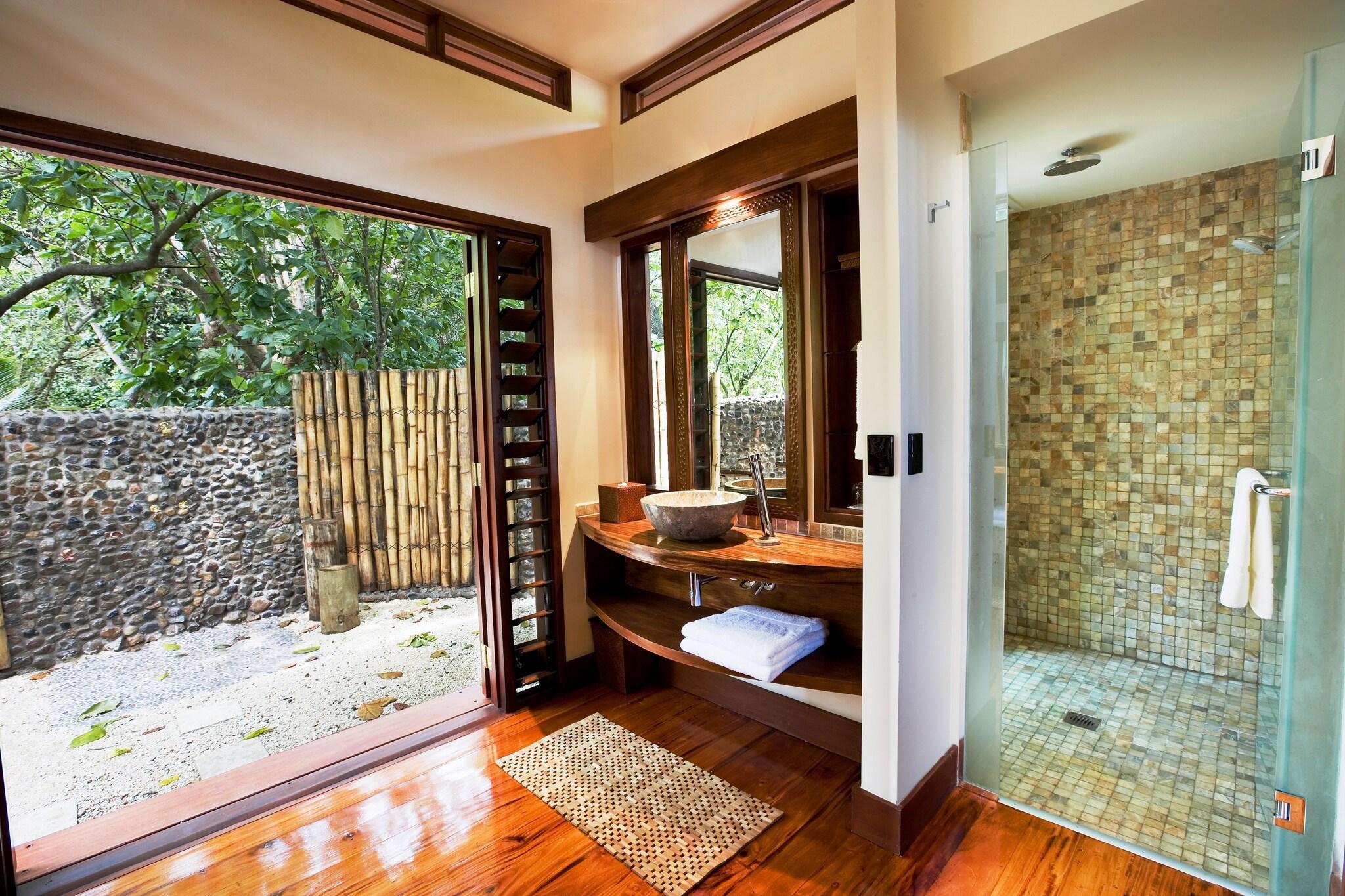 Bungalow Beach Front