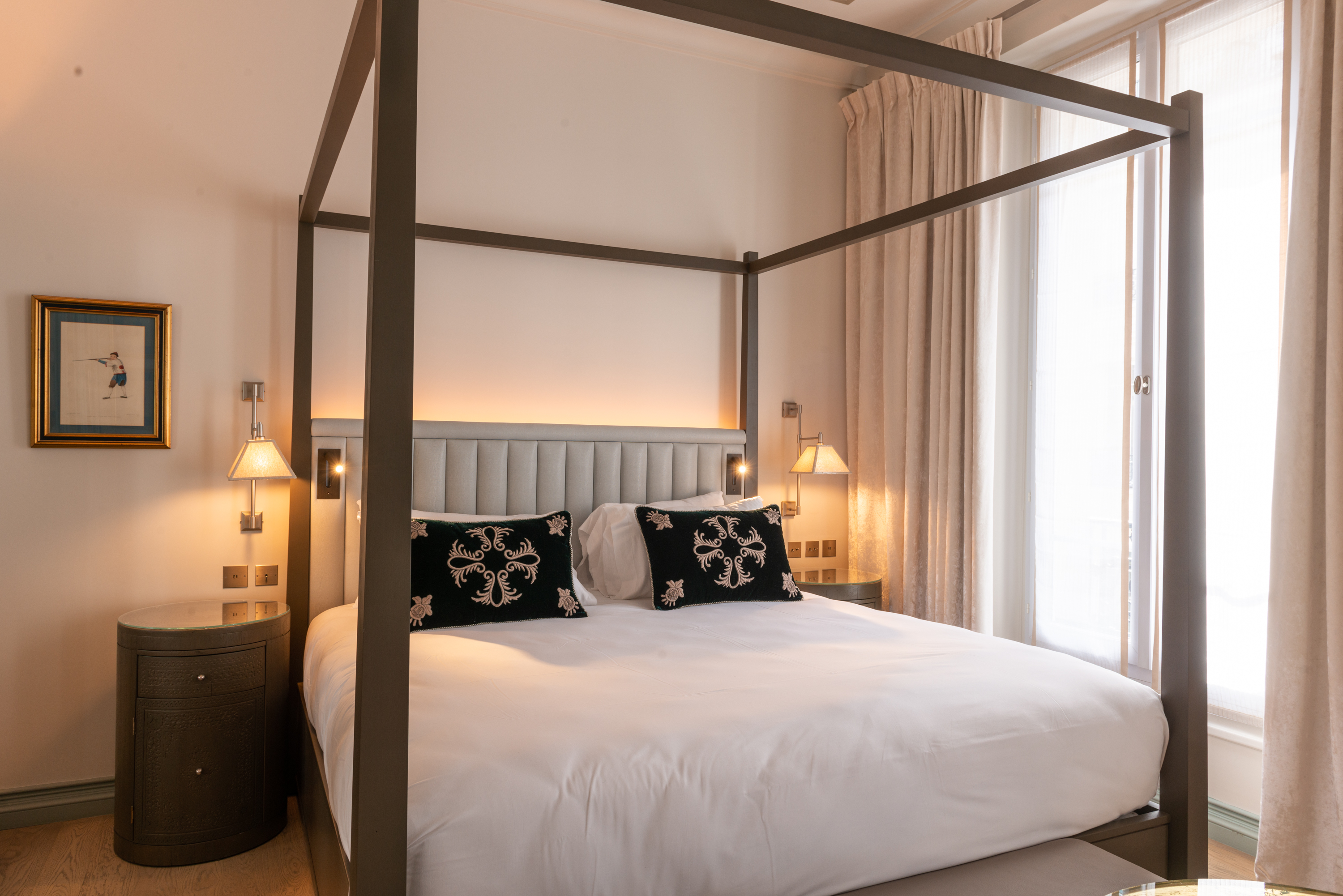 Junior Suite King Size Bed