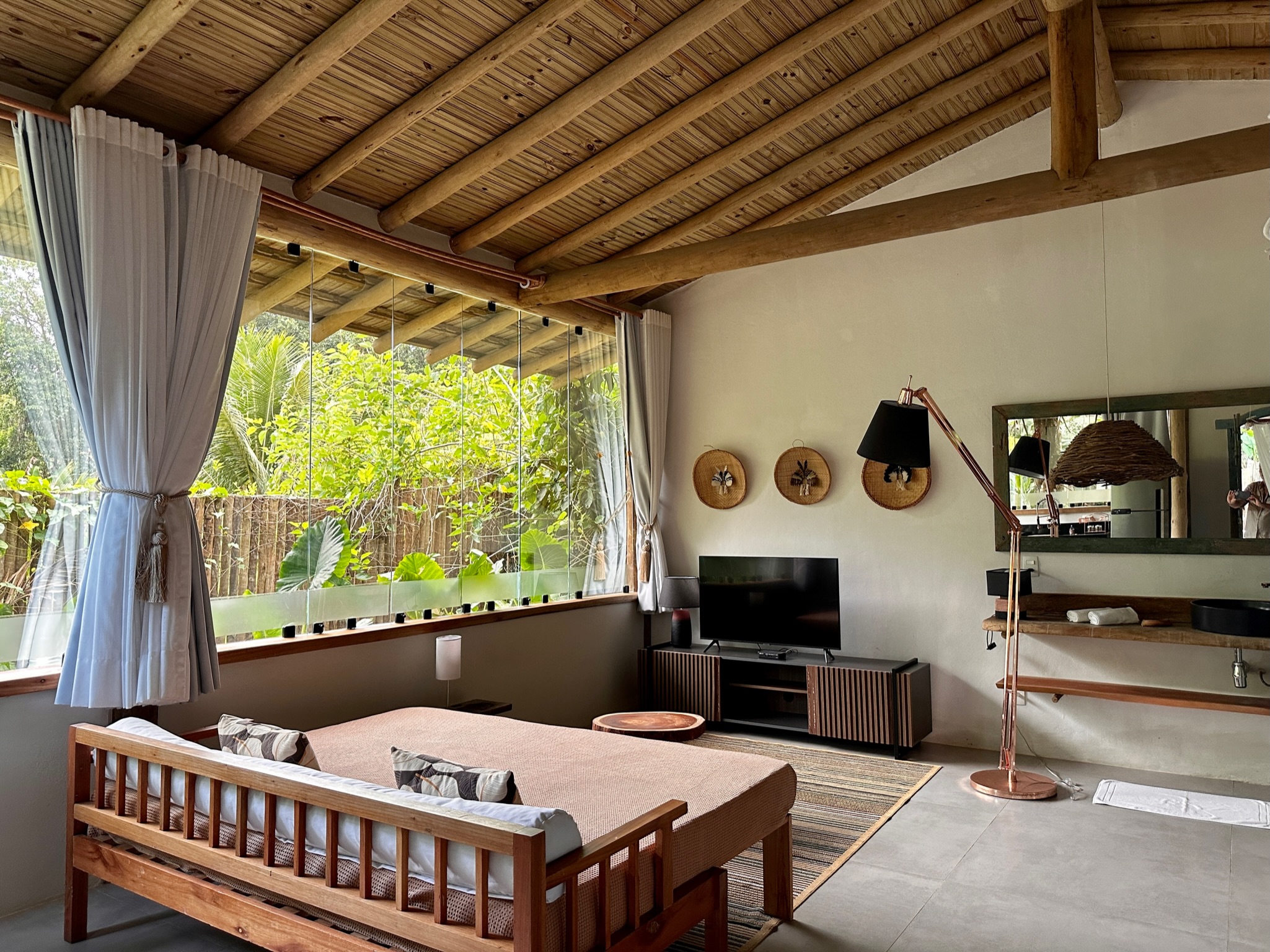 Twin Deluxe Two Beds