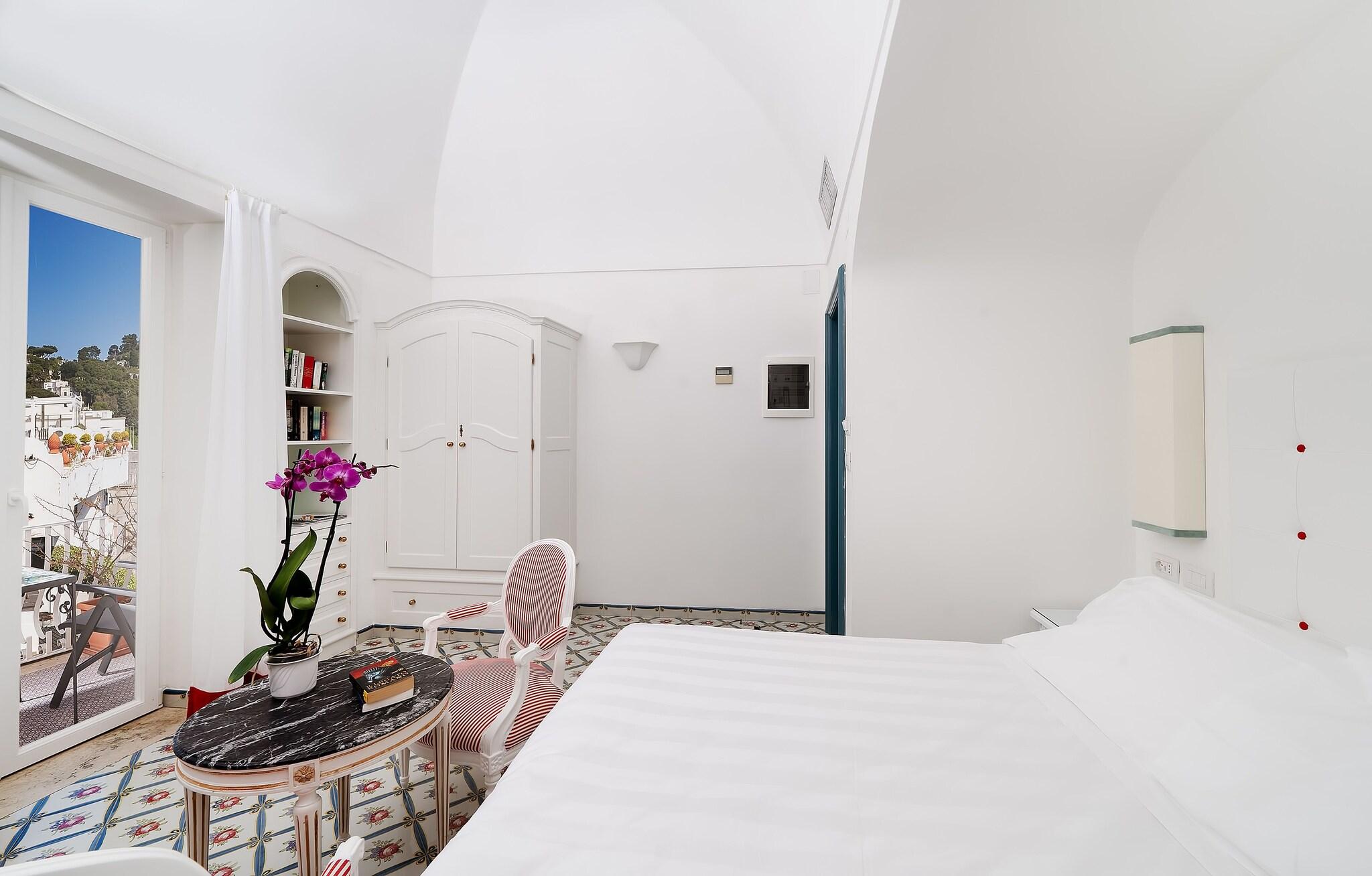 Double Deluxe with Views