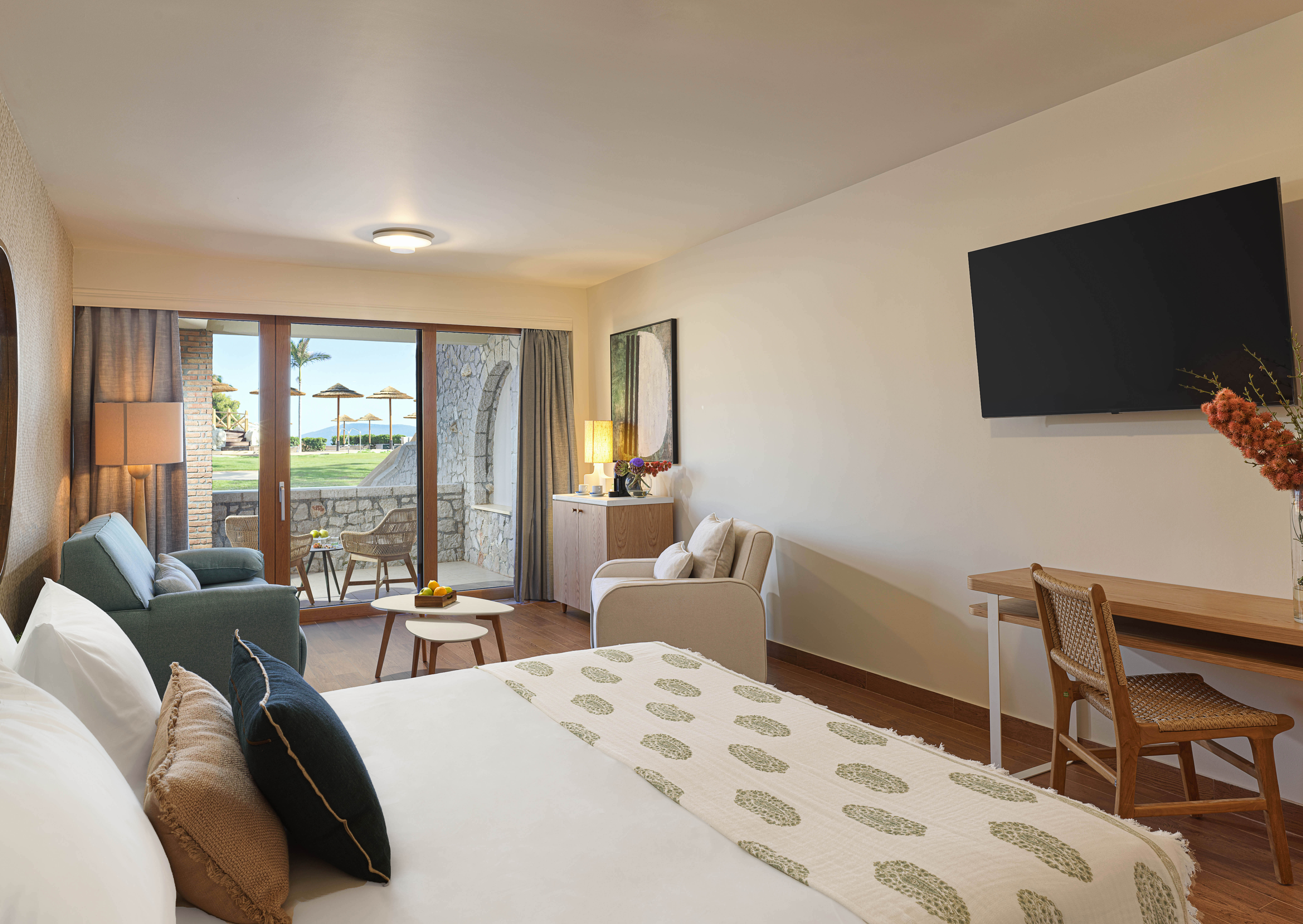 Double Deluxe Pool View