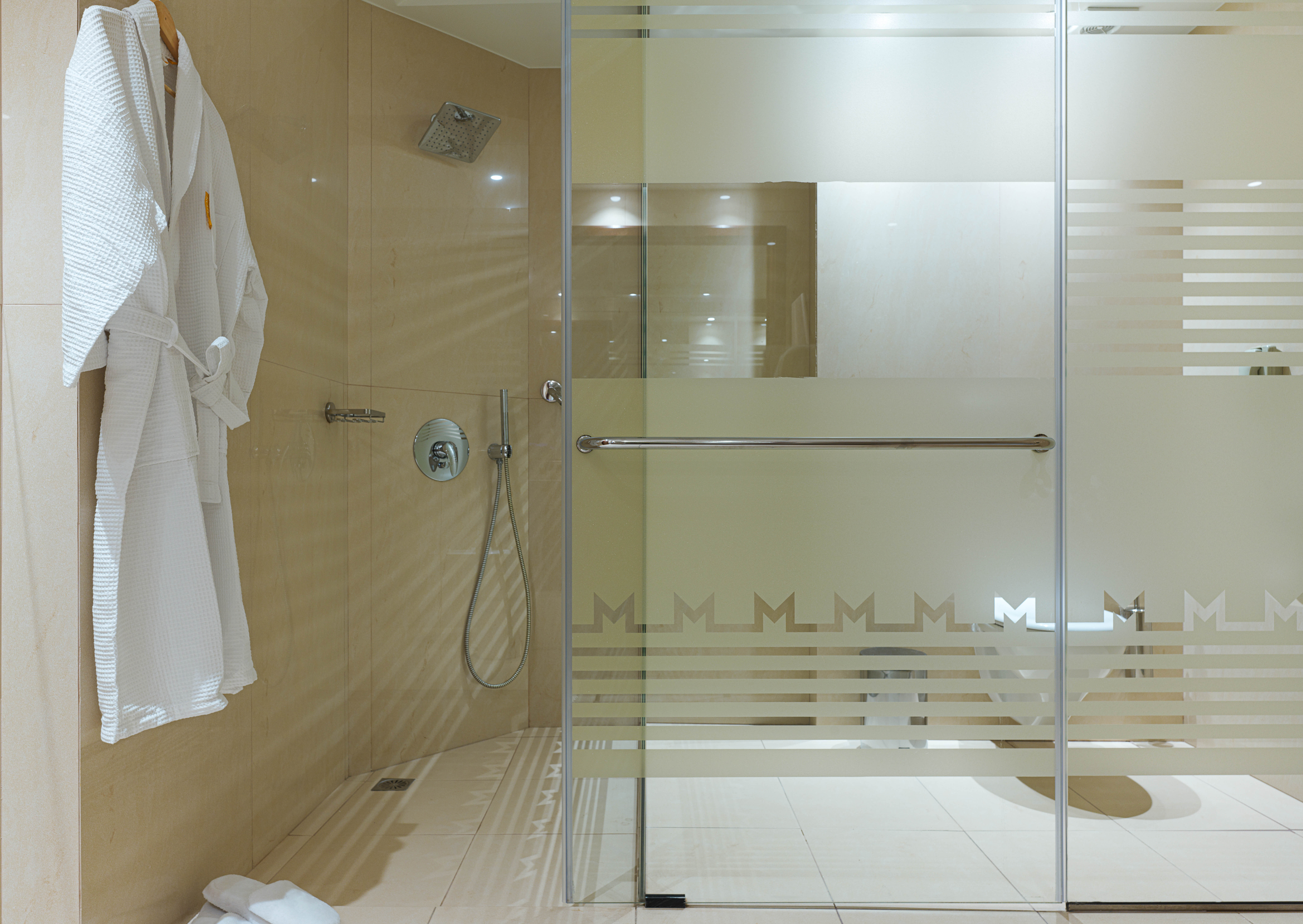 Family Room Deluxe Sea View