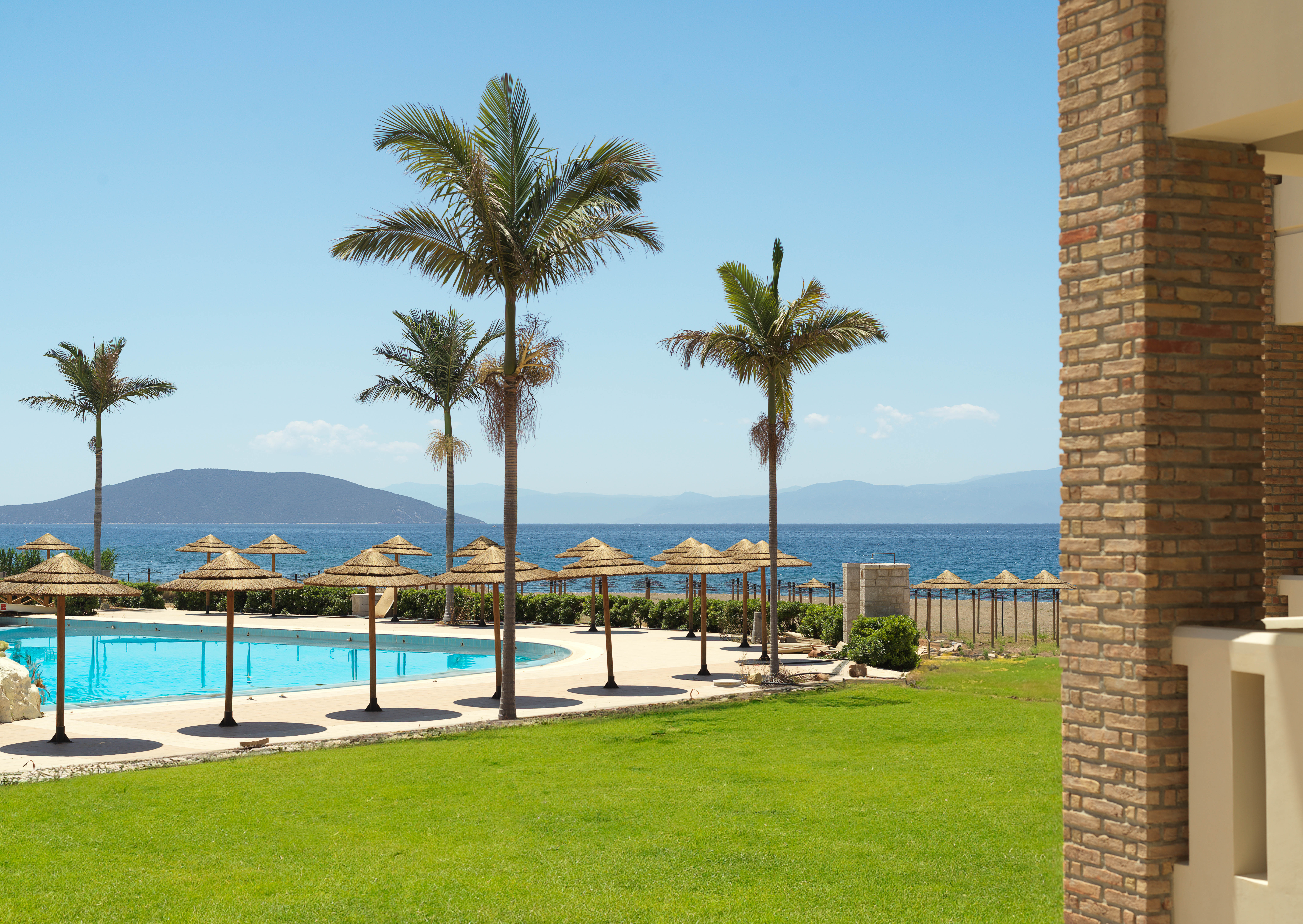 Family Room Deluxe Sea View
