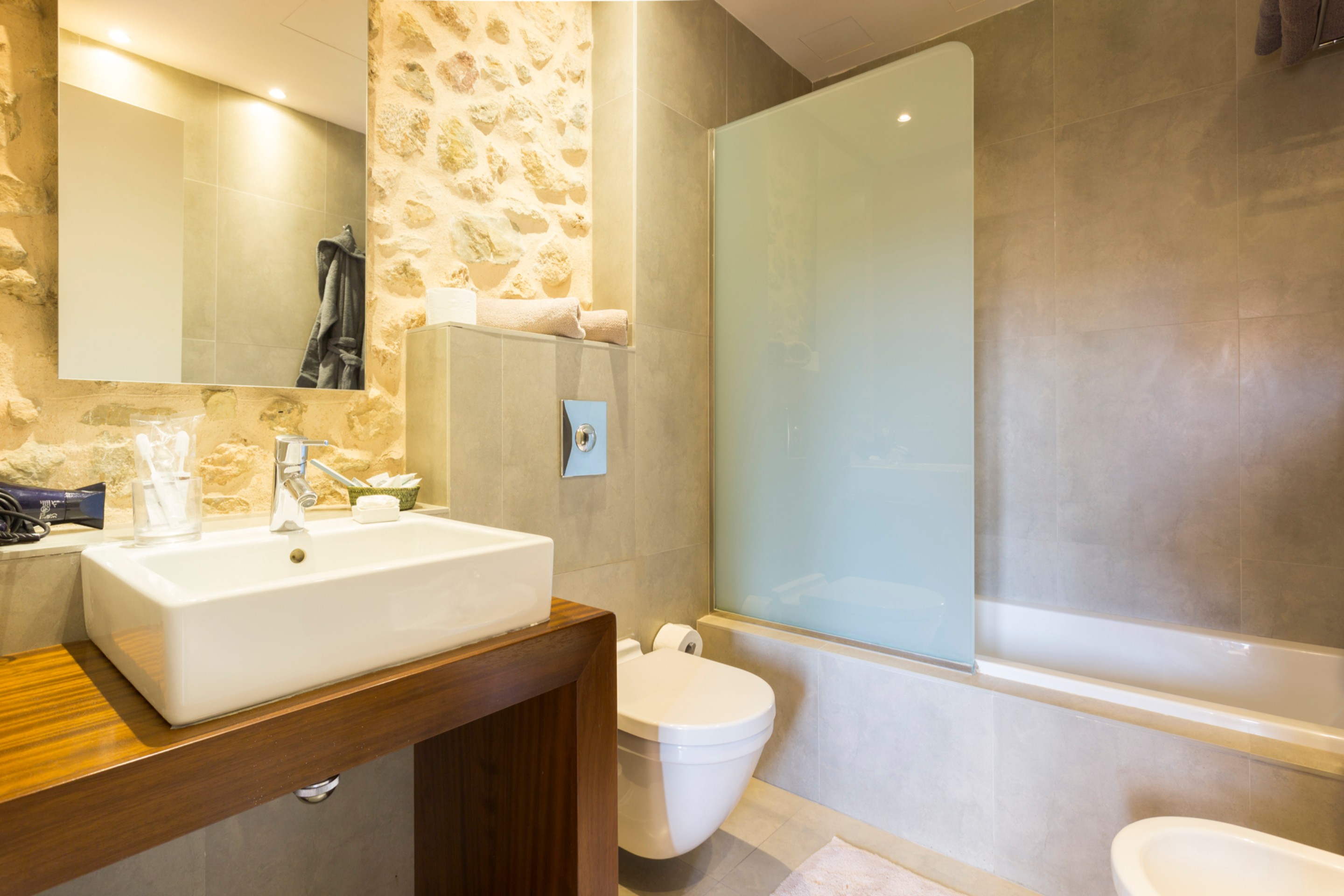 Double or Twin Standard