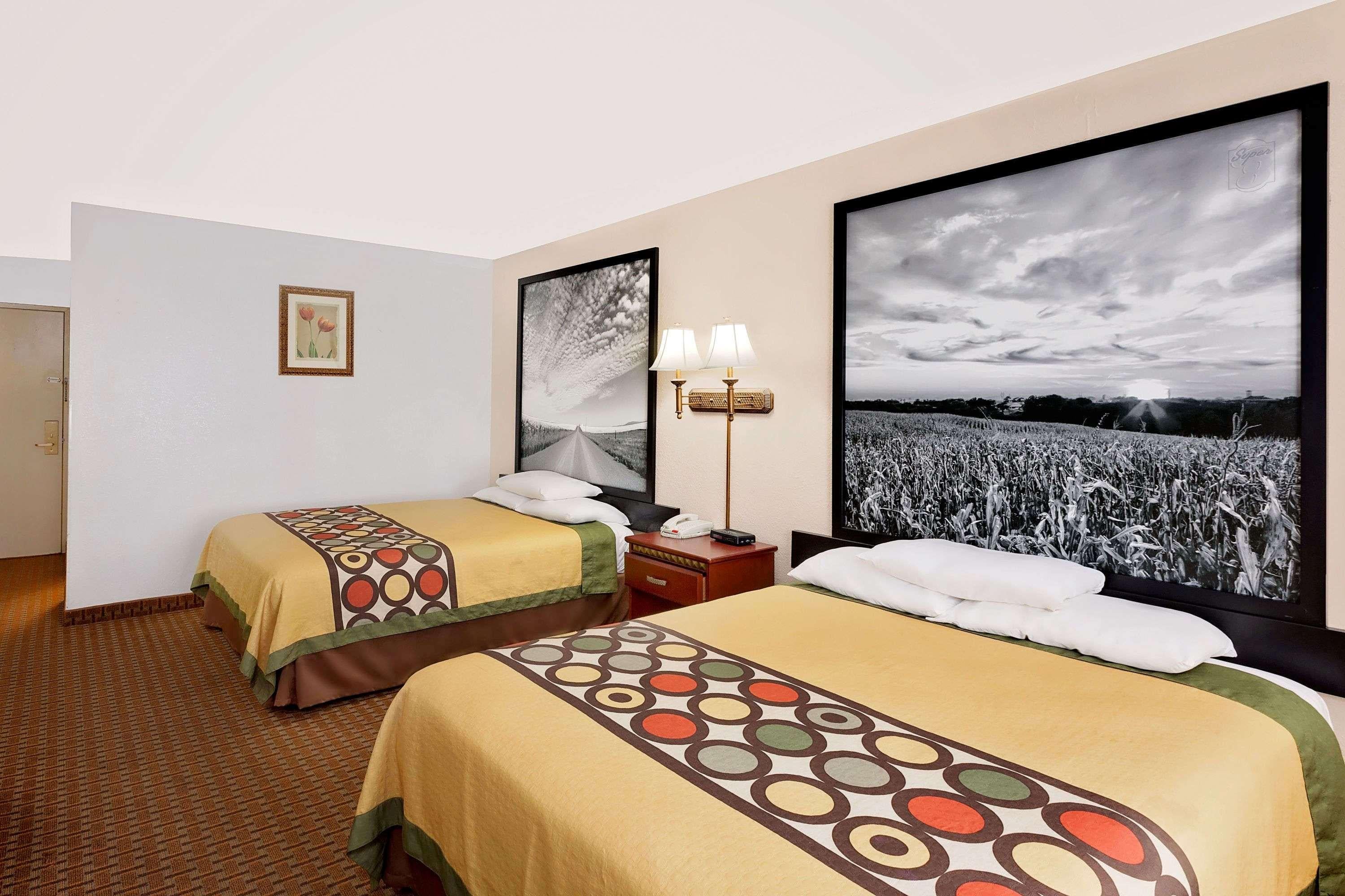 Quadruple Two Queen Beds