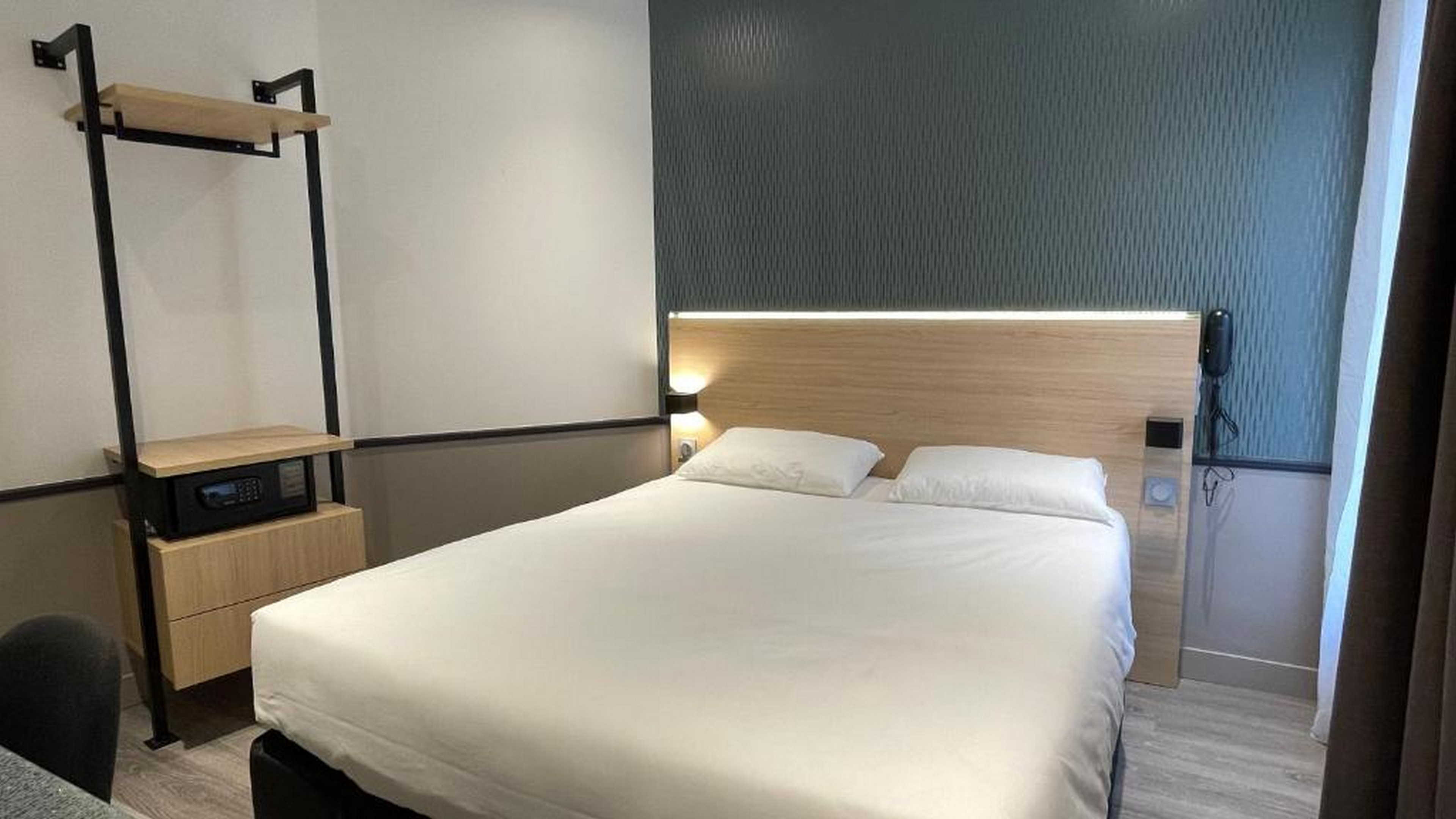 Double or Twin Superior