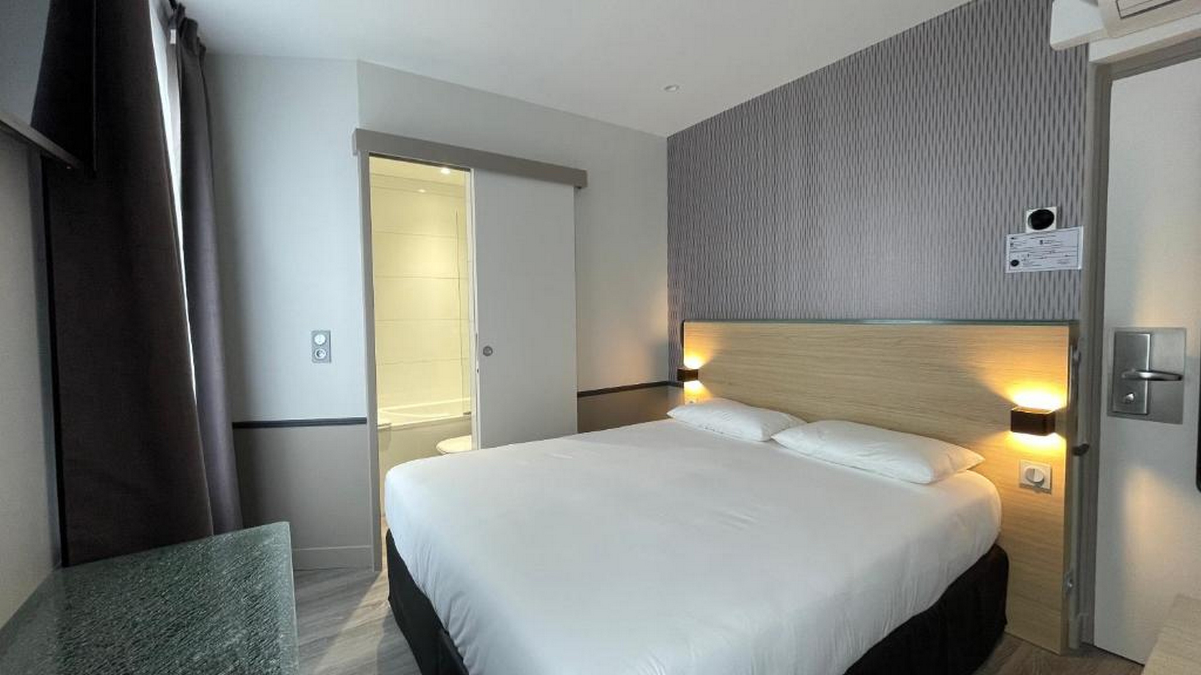 Family Room Connecting Room