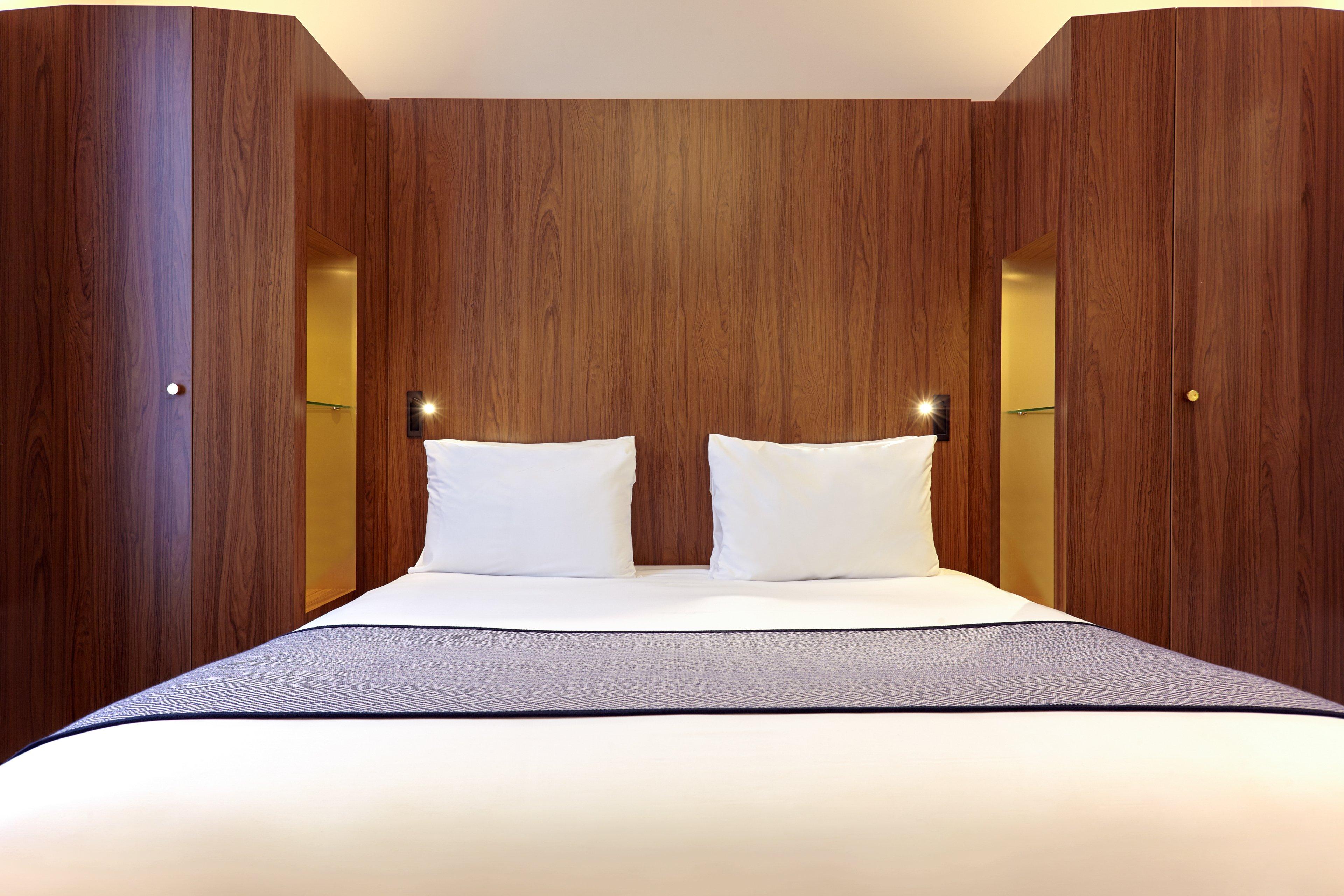 Double City View King Bed