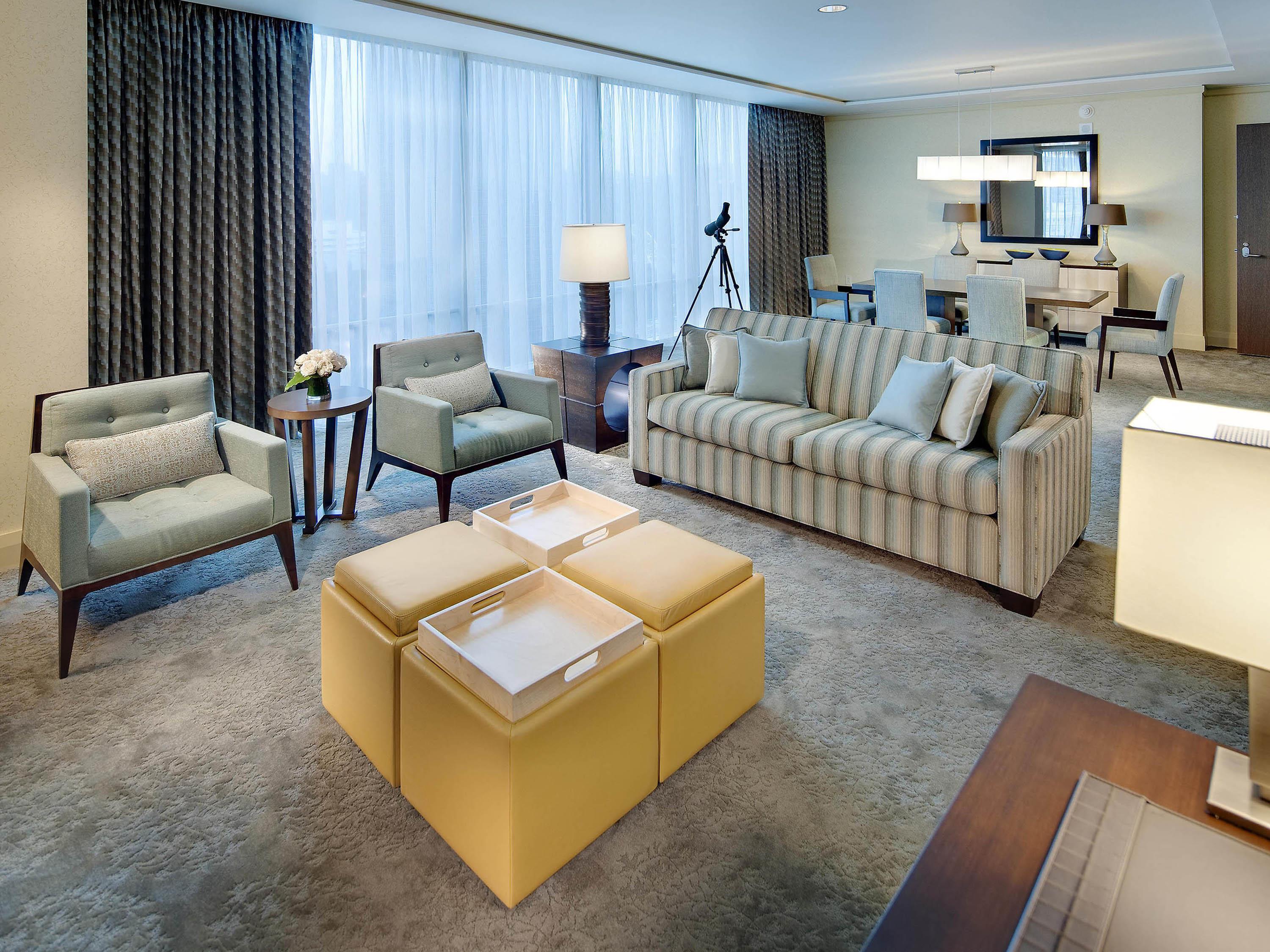 Suite Luxury City View