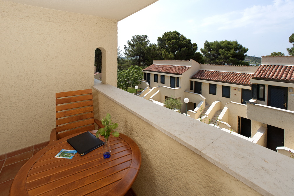 Apartment with Balcony