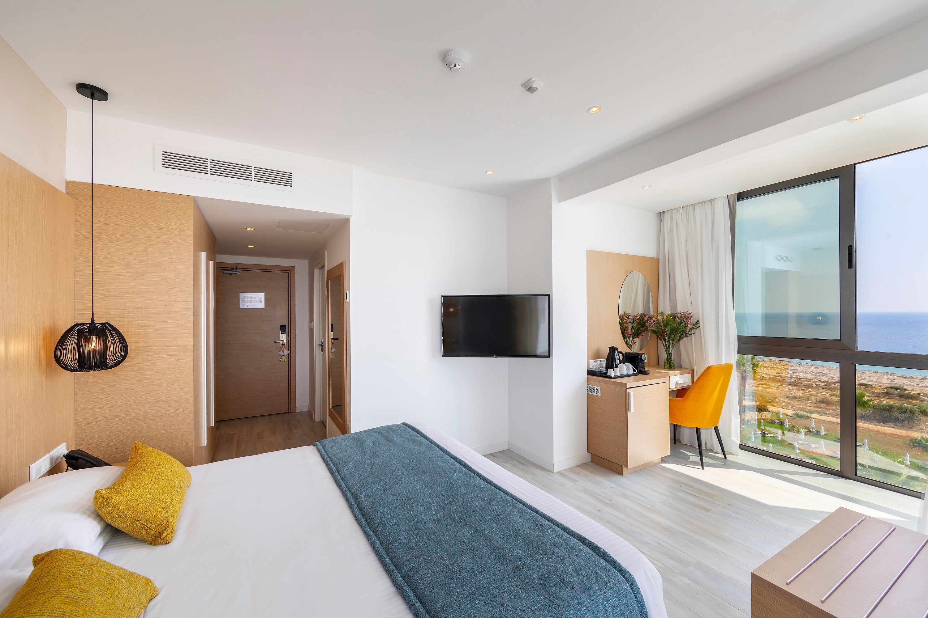 Junior Suite with Jacuzzi