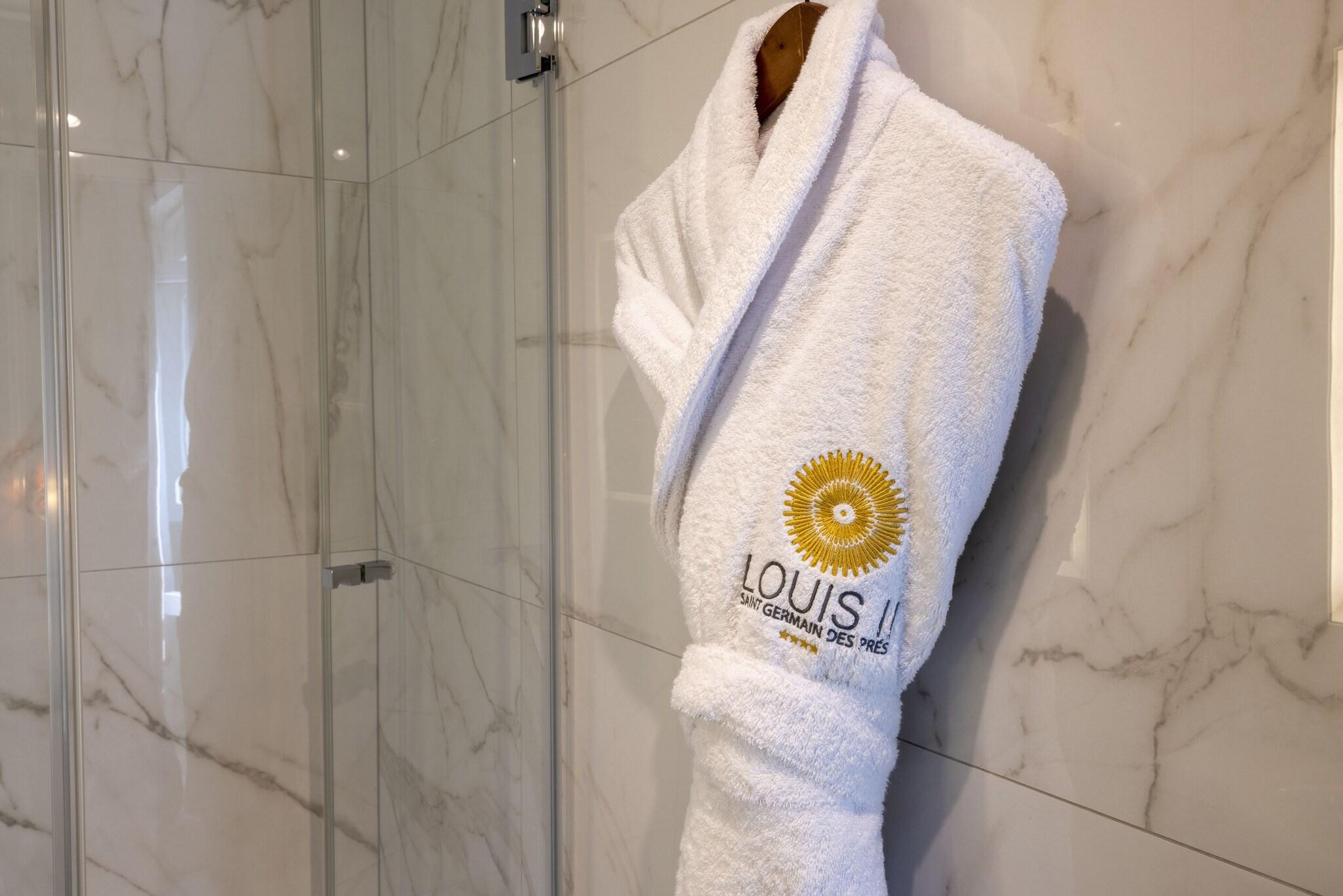 Family Room Two Queen Beds